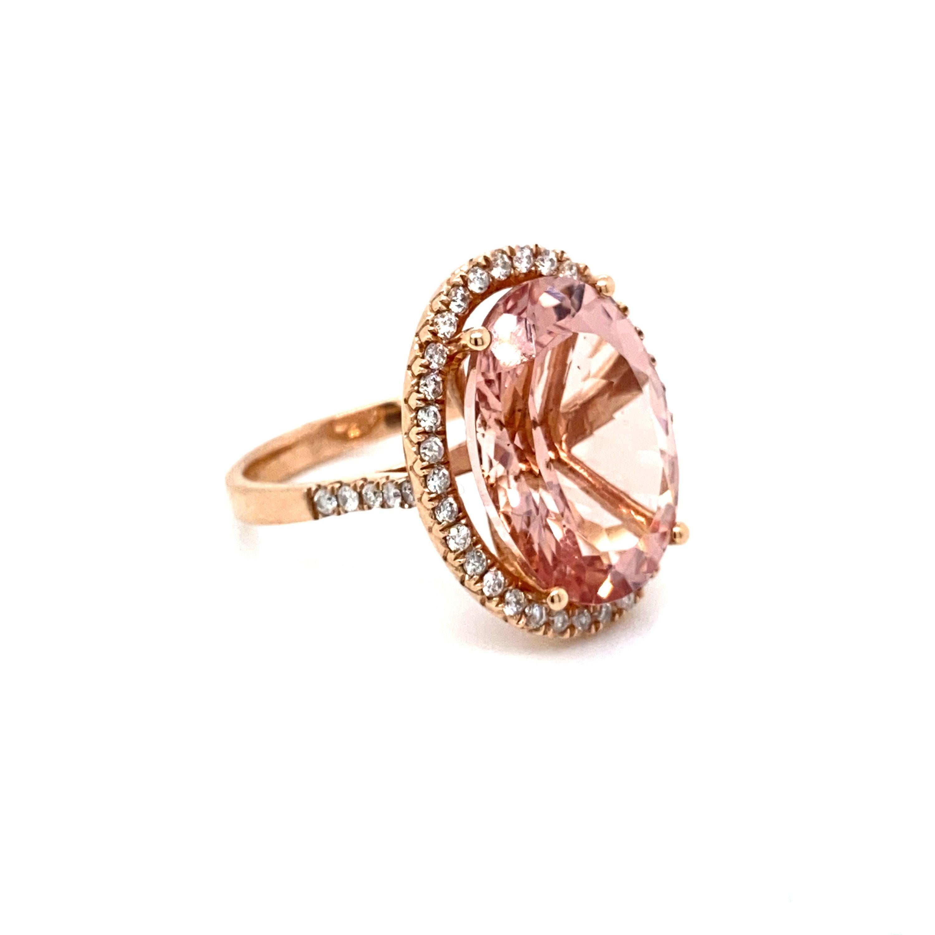 Contemporary Morganite & Diamond Halo 14K Rose Gold Engagement Ring For Sale