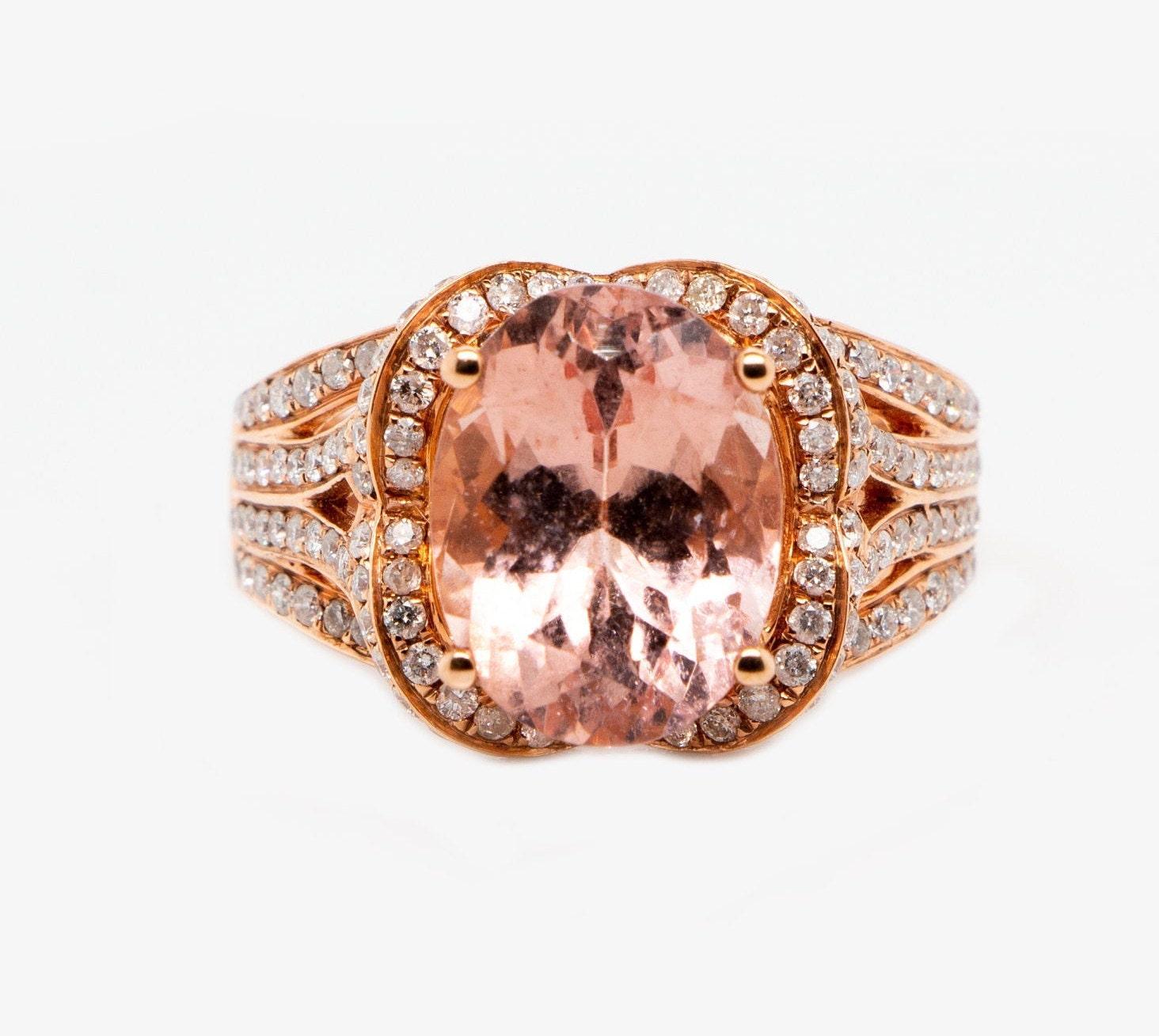 Contemporary Morganite & Diamond Halo 14K Rose Gold Royal Ring For Sale