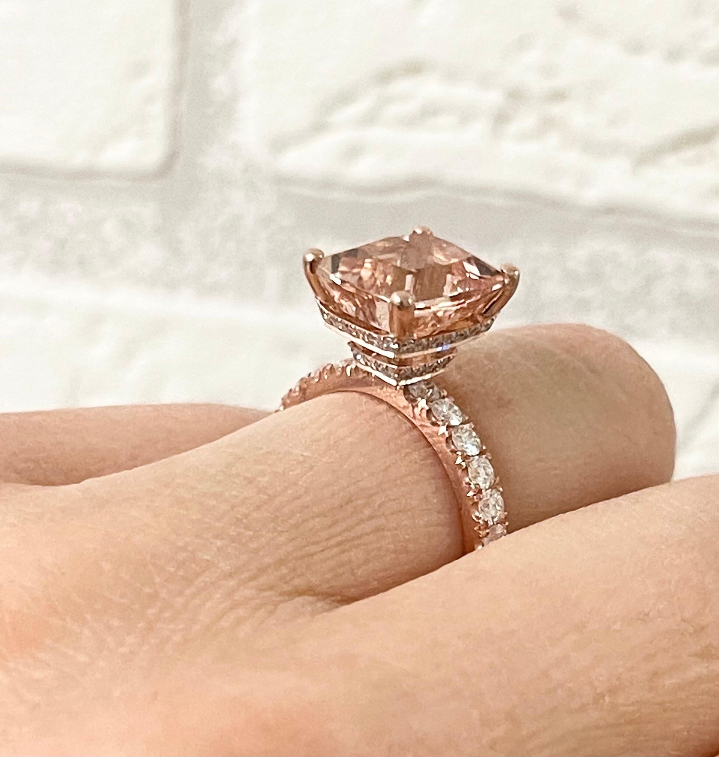 Morganit Diamantring Cocktail-Cocktailring, nude Ring 18KT Roségold (Smaragdschliff) im Angebot