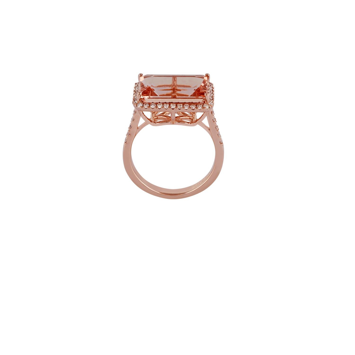 Contemporary Morganite and Diamond Ring Studded in 18 Karat Rose Gold