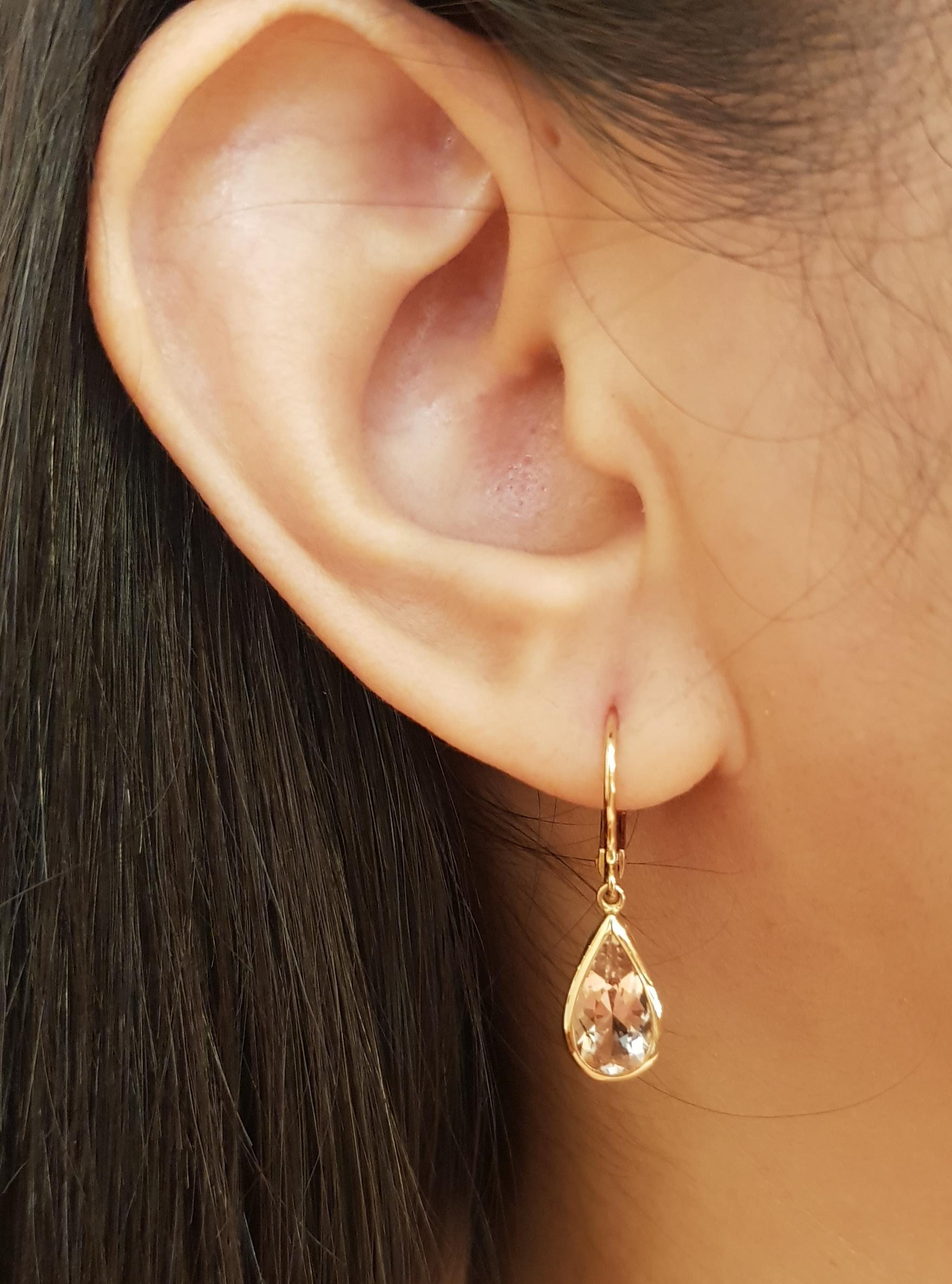 Morganite 3.43 carats Earrings set in 18K Rose Gold Settings

Width: 0.7 cm 
Length: 2.8 cm
Total Weight: 3.61 grams

