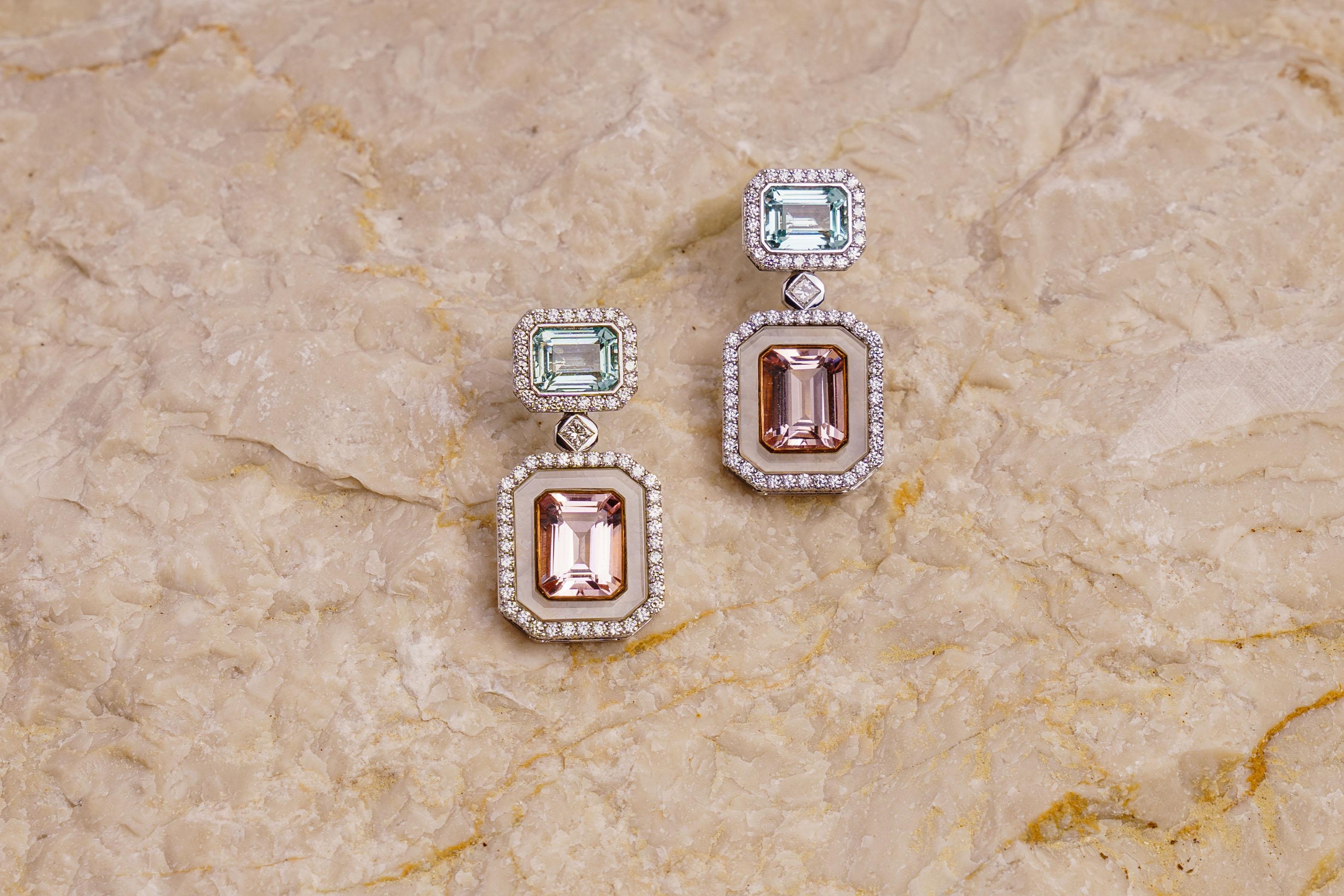 Orecchini di cristallo di rocca in oro 18Kt con berillo verde e morganite e scatola per gioielli in vendita 11