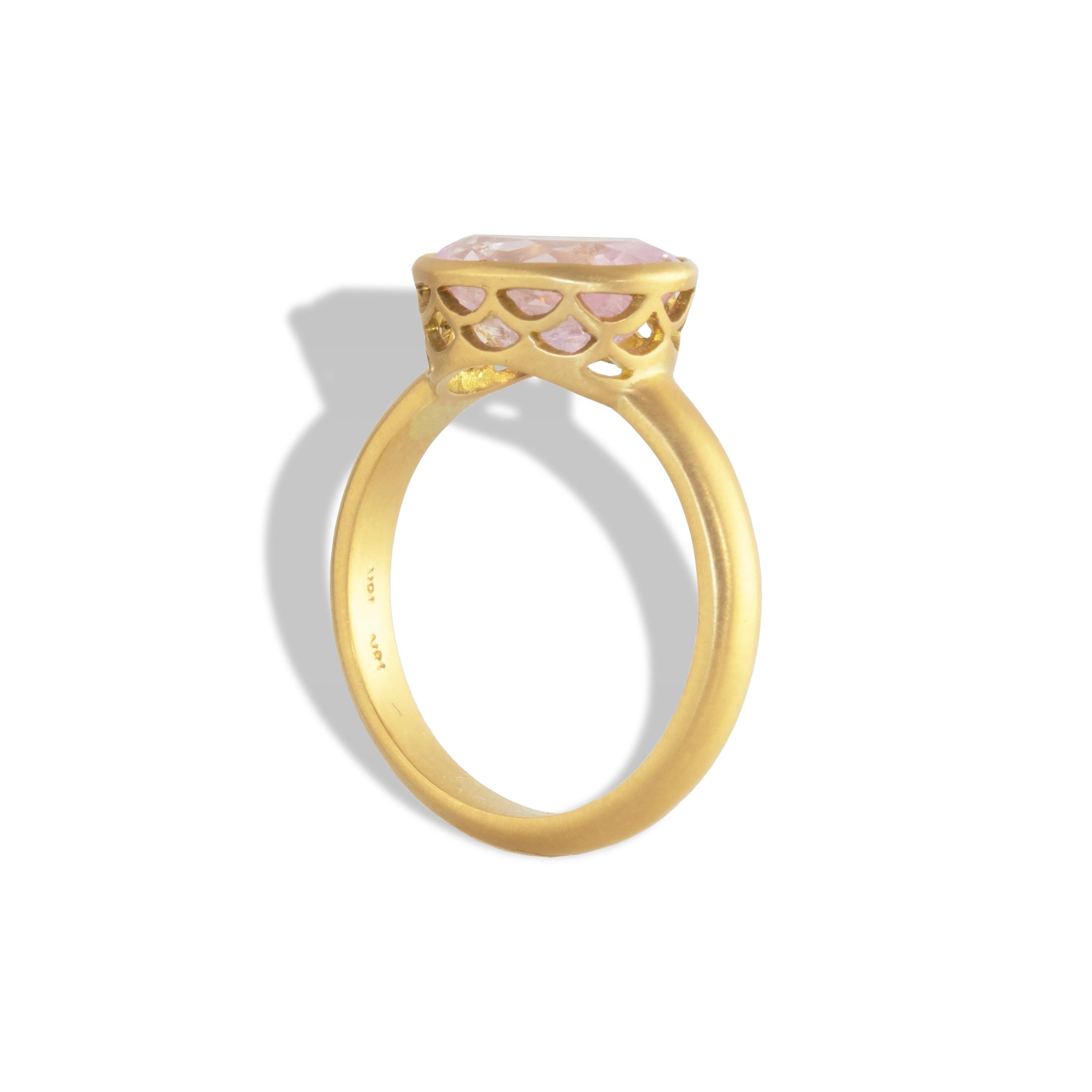 Brilliant Cut Ico & the Bird Fine Jewelry 3.52 carat Morganite Gold Ring  For Sale