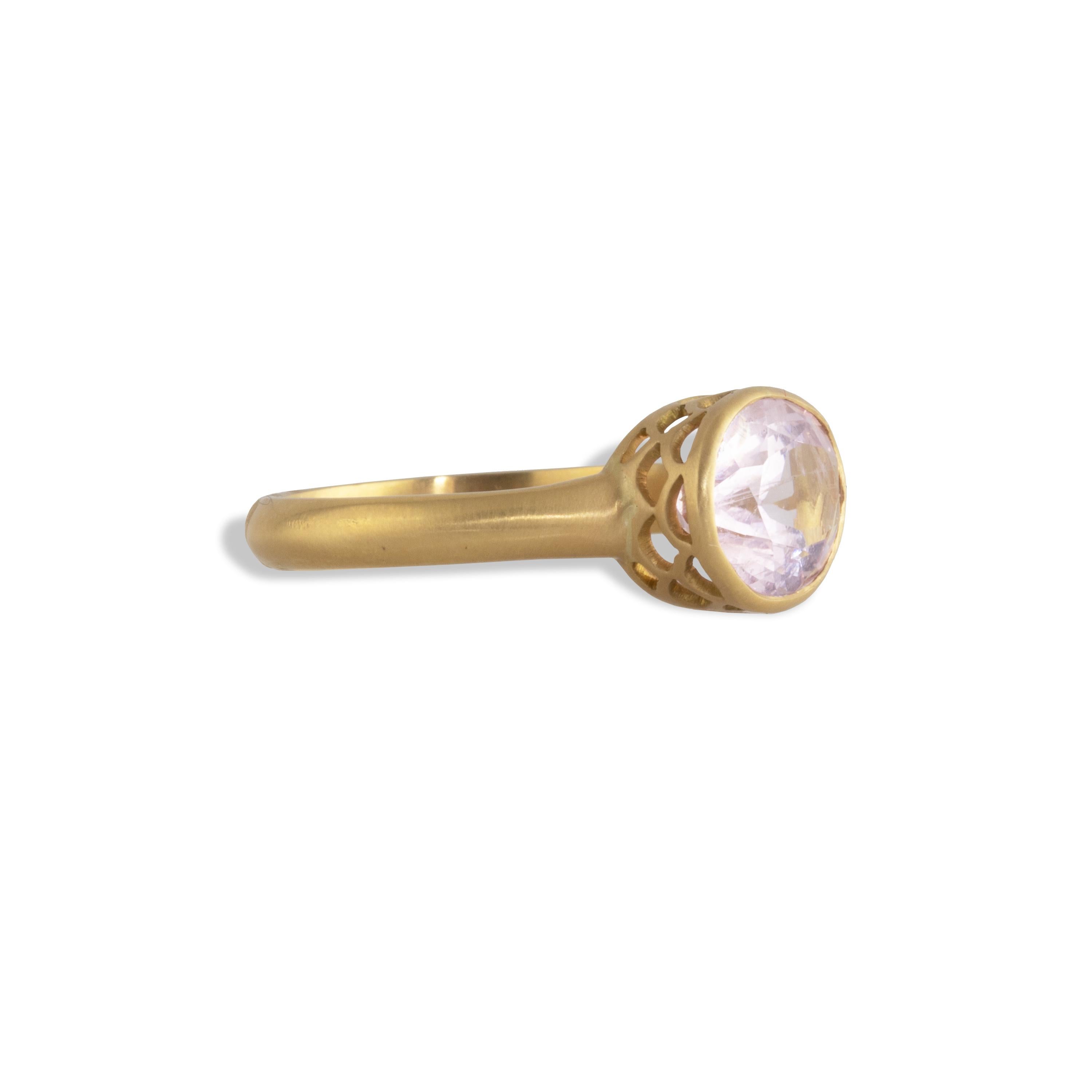 Ico & the Bird Fine Jewelry 3,52 Karat Morganit Goldring im Angebot 1