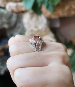 Anello con morganite, zaffiro rosa e diamanti in oro bianco/rosa da 18 carati