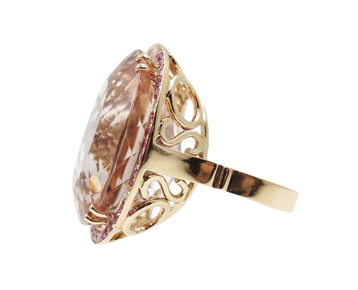 Morganite Pink Sapphire Diamond 18 Karat Rose Gold Cocktail Ring In New Condition For Sale In London, UK