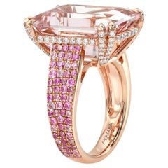 Morganit-Ring mit 10.66 Karat im Smaragdschliff