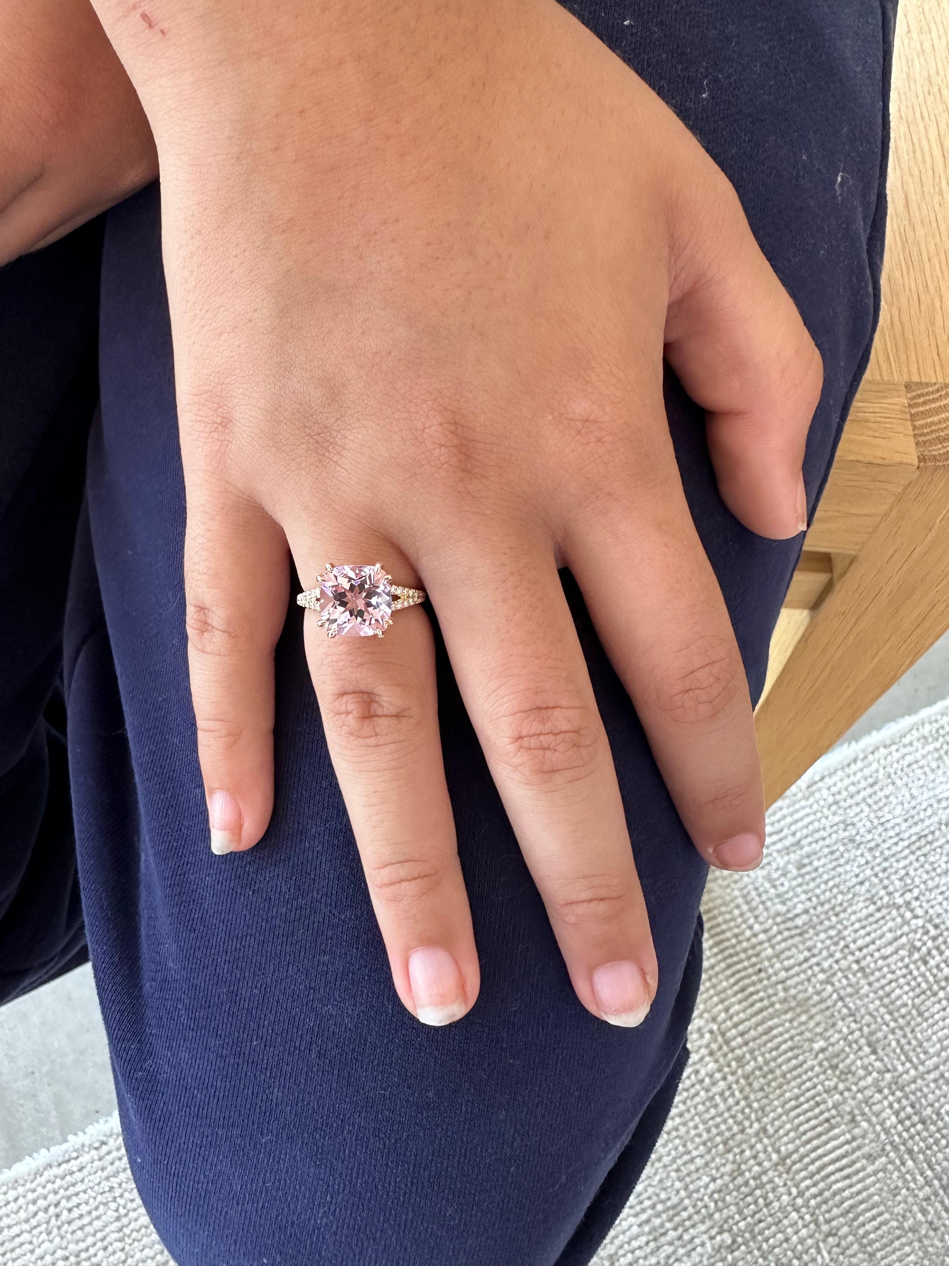 Morganite Ring 3.90 Carat Cushion In New Condition For Sale In Beverly Hills, CA