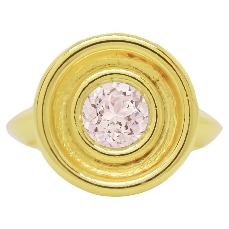 Customizable Solo 14k Gold Ring For Sale at 1stDibs