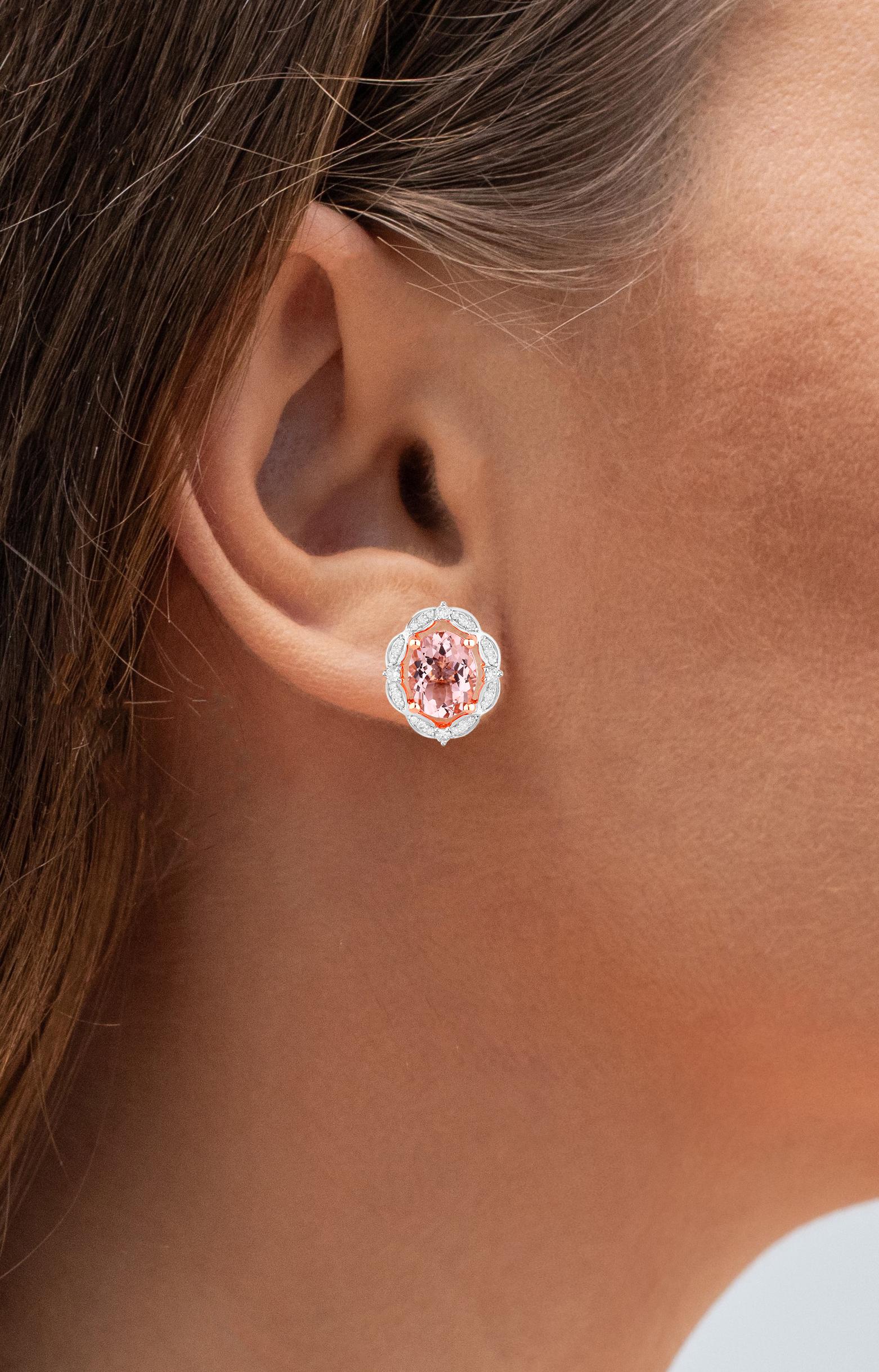 Taglio cuscino Orecchini di Morganite con diamanti 3,5 carati totali in oro 14K in vendita