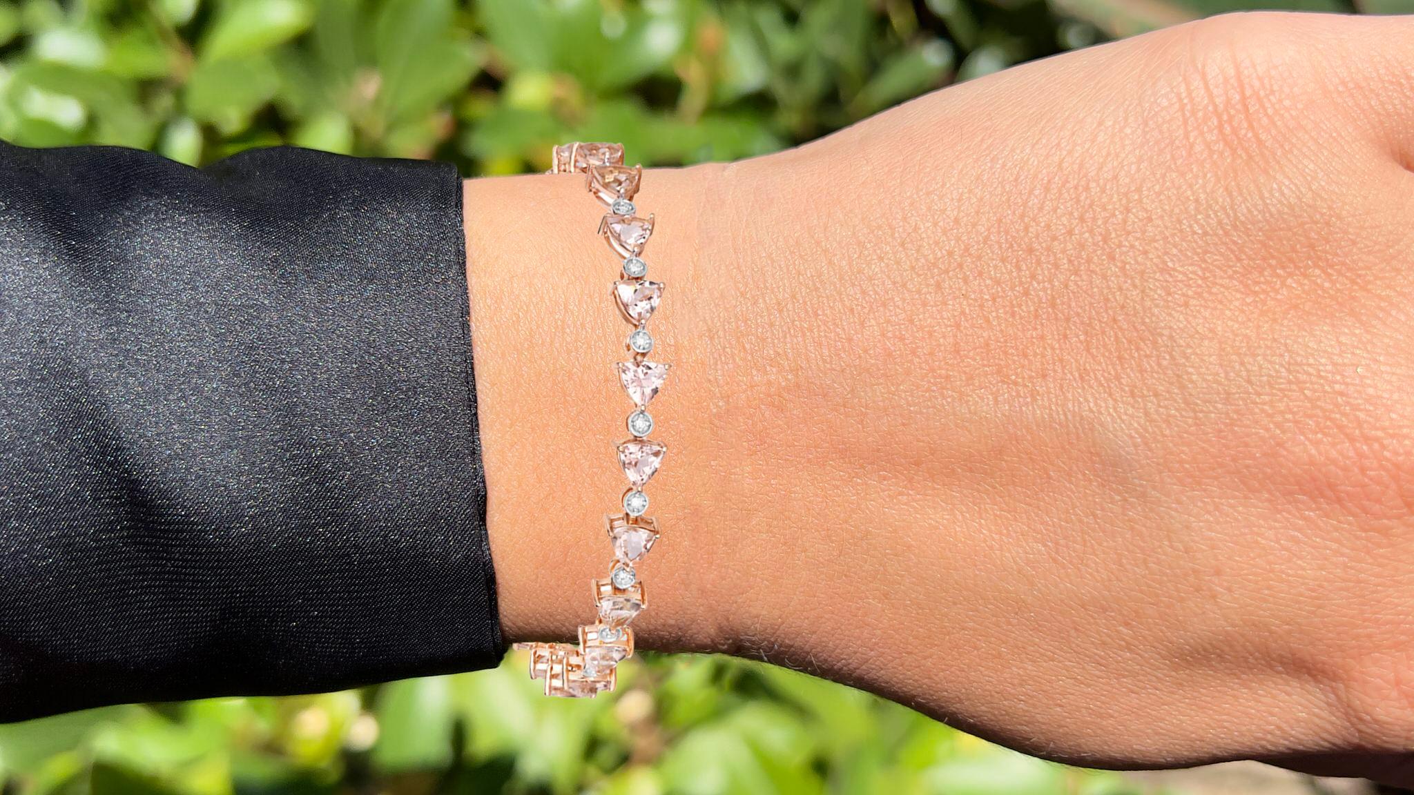 It comes with the Gemological Appraisal by GIA GG/AJP
21 Morganites = 7.34 Carats
21 Diamonds = 0.21 Carats
Metal: 14K Rose Gold
Length: 7 Inches
*It could be shortened on request