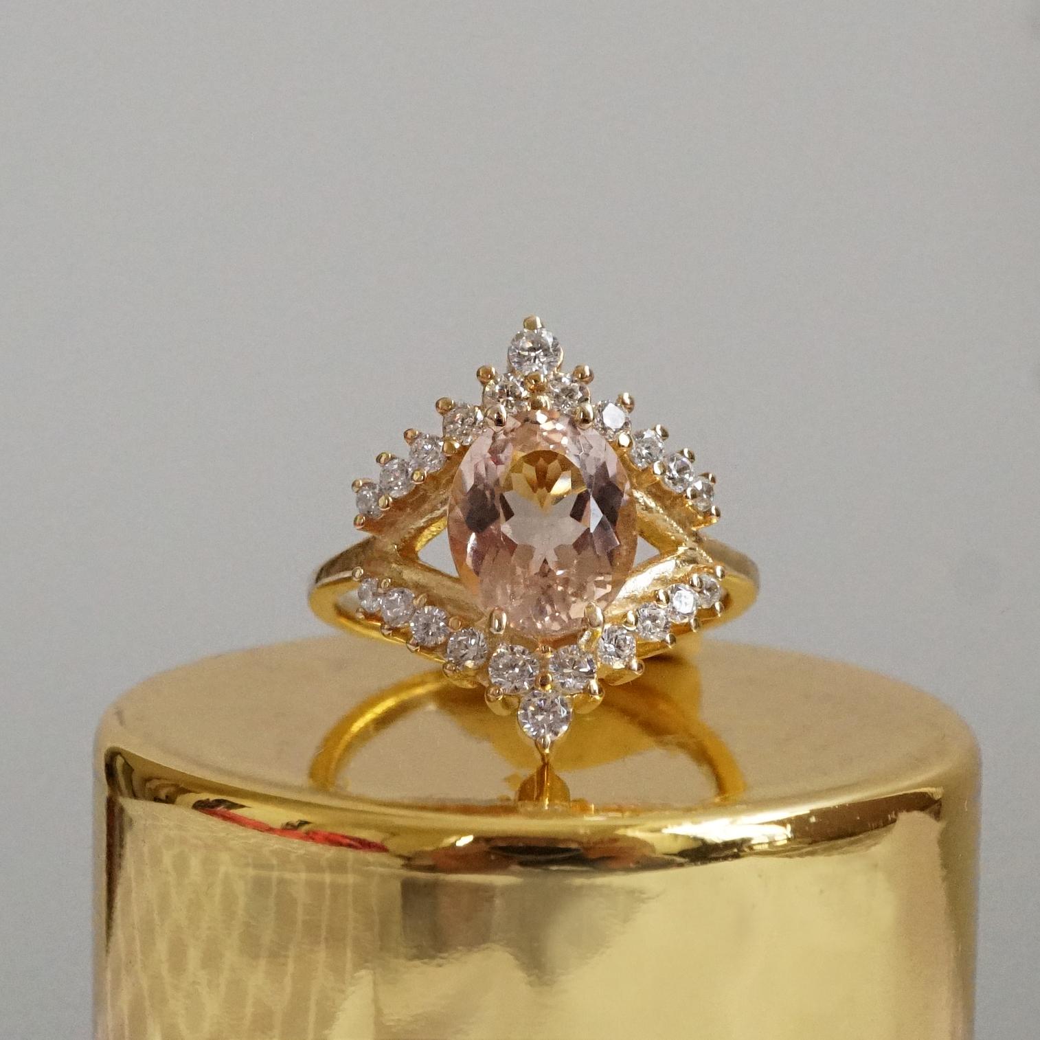 Contemporary Morganite Tiara Diamond Ring For Sale