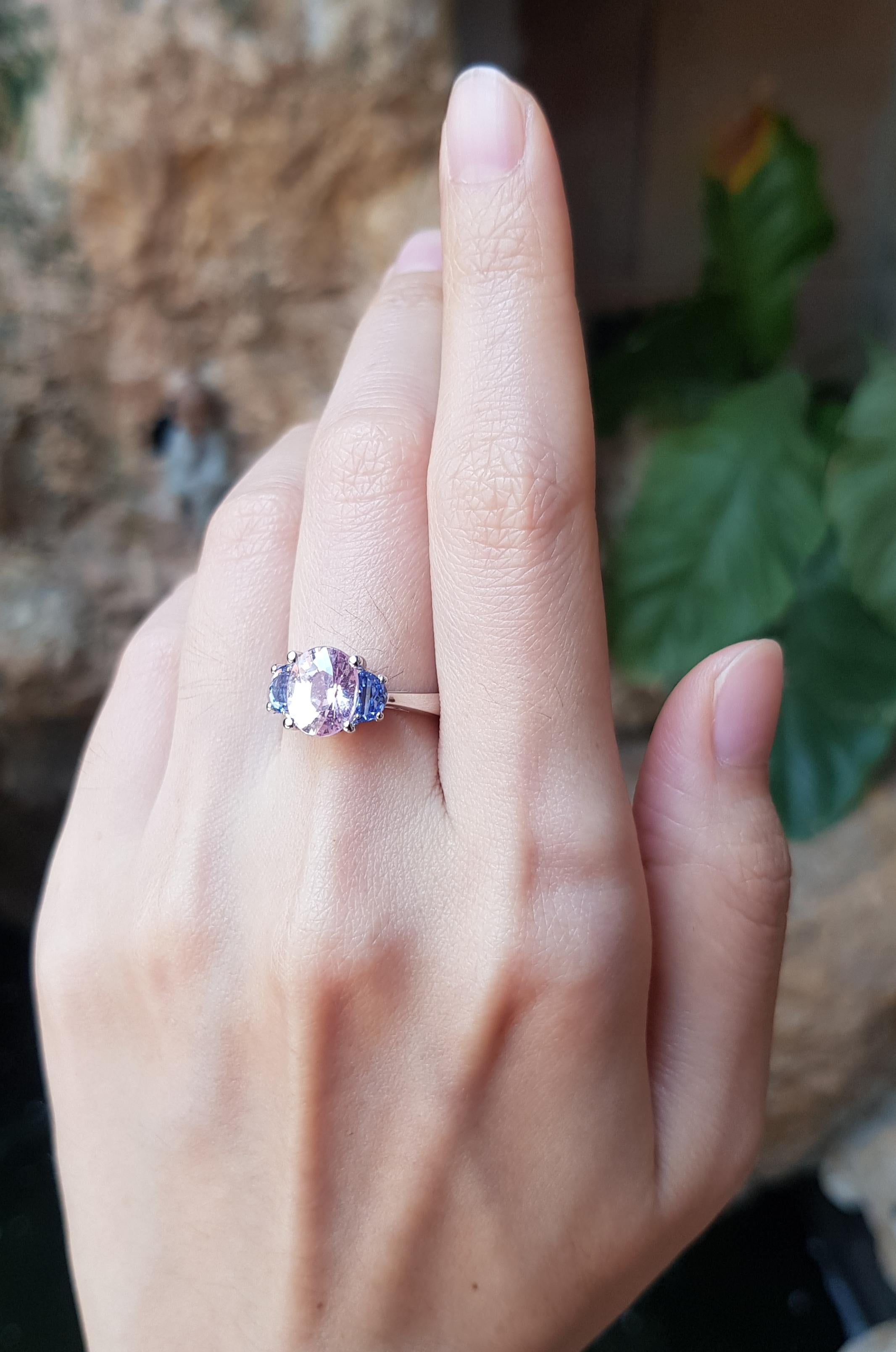Contemporary Morganite with Blue Sapphire Ring Set in 18 Karat White Gold Settings For Sale