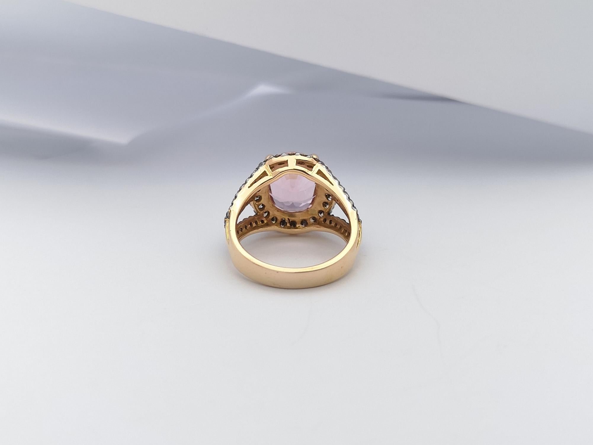 Morganite with Brown Diamond Ring Set in 18 Karat Rose Gold Settings For Sale 4