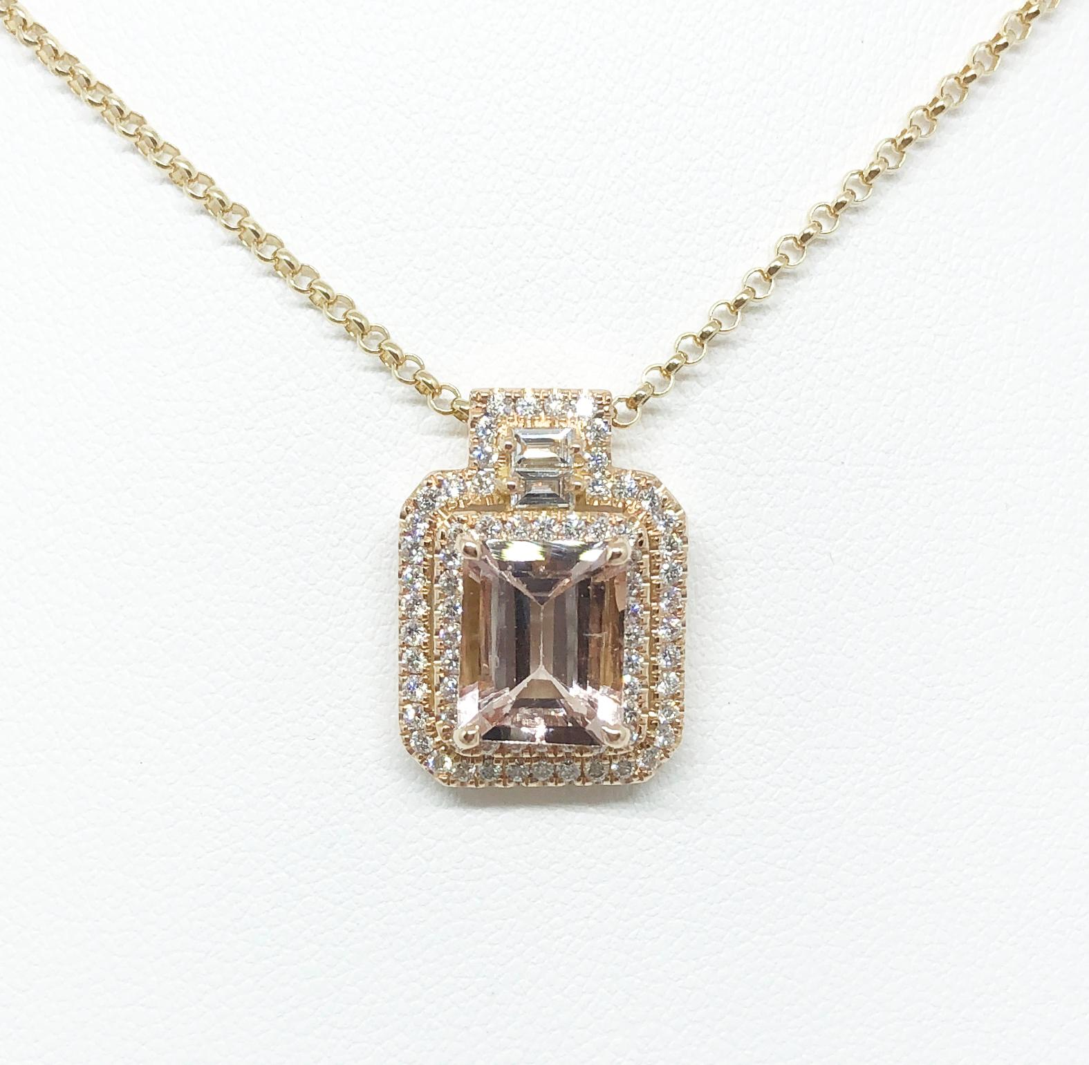 Contemporaneo Ciondolo con Morganite e diamanti incastonati in oro rosa 18 carati in vendita