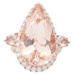 Anillo de Morganita con Diamante engastado en Oro Rosa de 18K