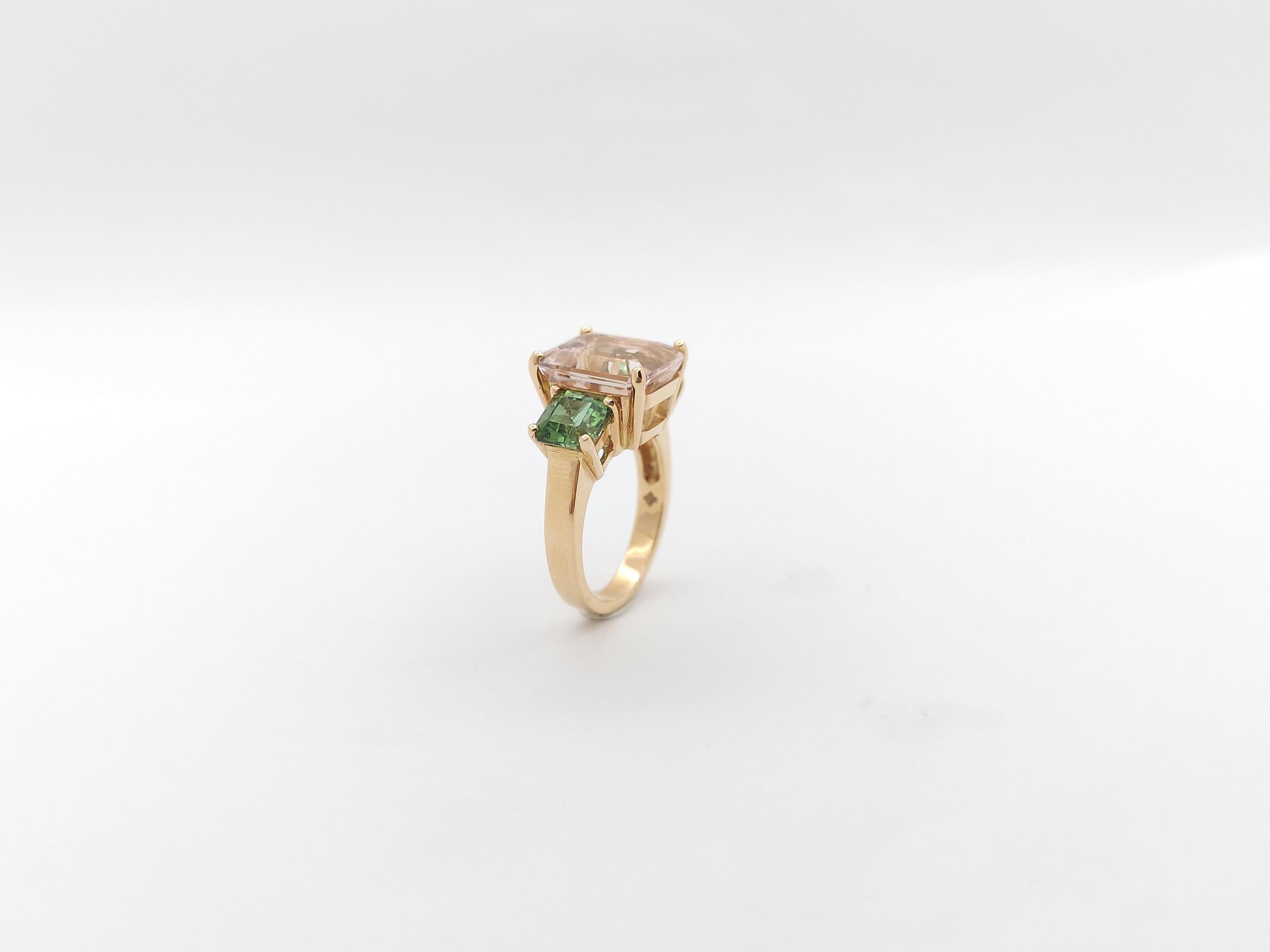 Morganite with Green Tourmaline Ring set in 18K Rose Gold Settings For Sale 6