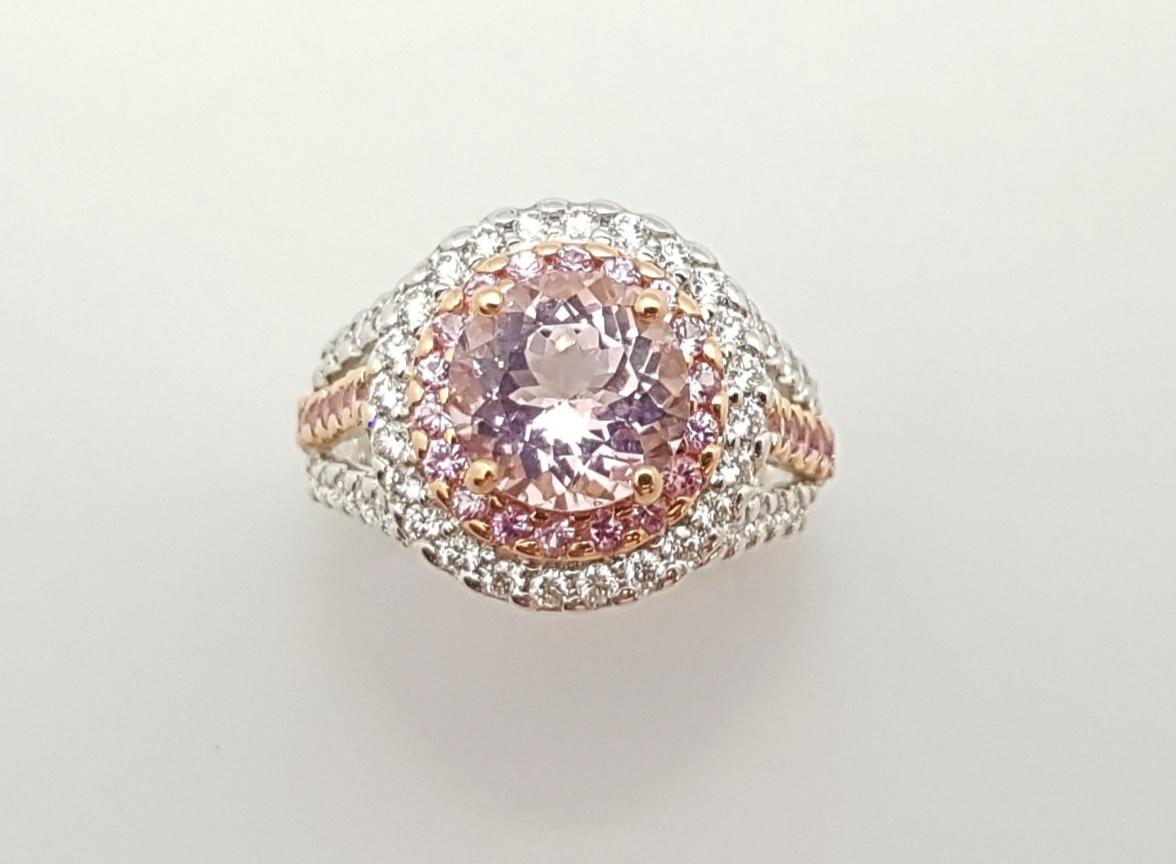 Round Cut Morganite with Pink Sapphire and Diamond Ring in 18 Karat White Gold Settings For Sale