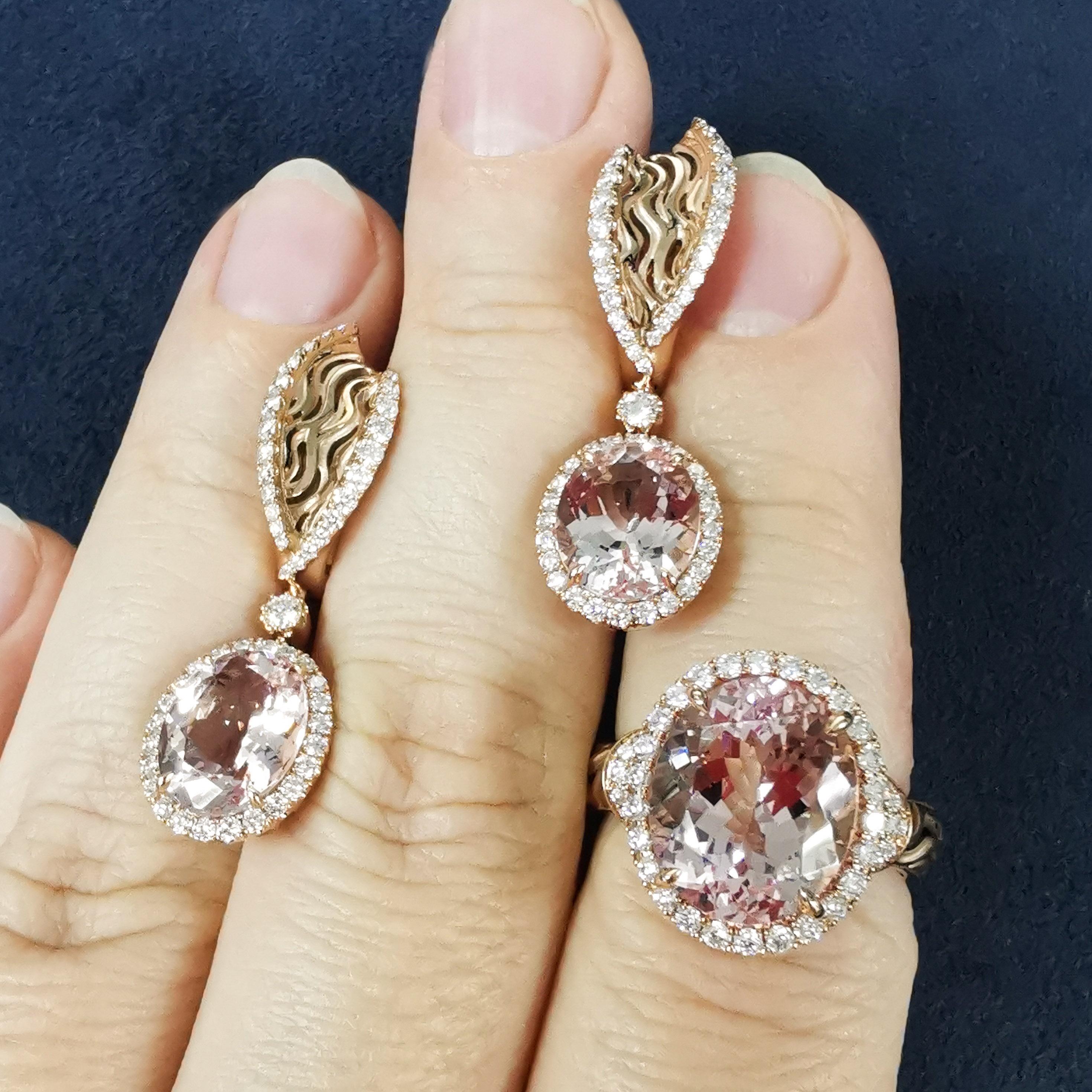 Oval Cut Morganites Diamonds 18 Karat Rose Gold New Classic Suite For Sale