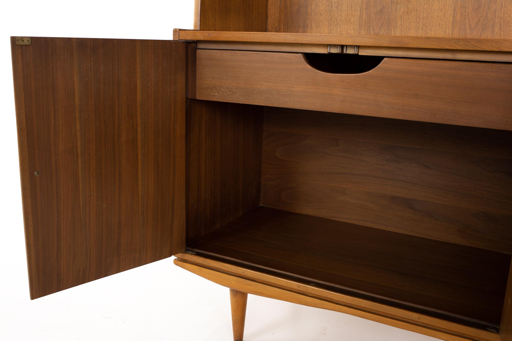 Morganton Mid Century Walnut China Cabinet 4