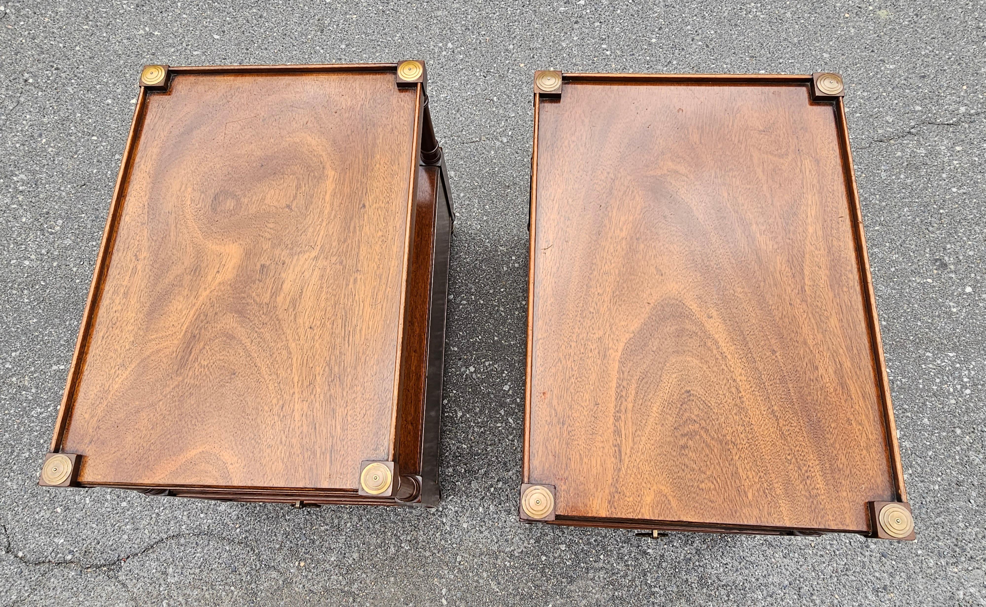 Morganton Tidewater Collection Genuine Mahogany Side Tables, Pair For Sale 13