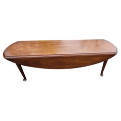 Morganton Tidewater Collection Large Oval Mahogany Dropleaf Cocktail Table