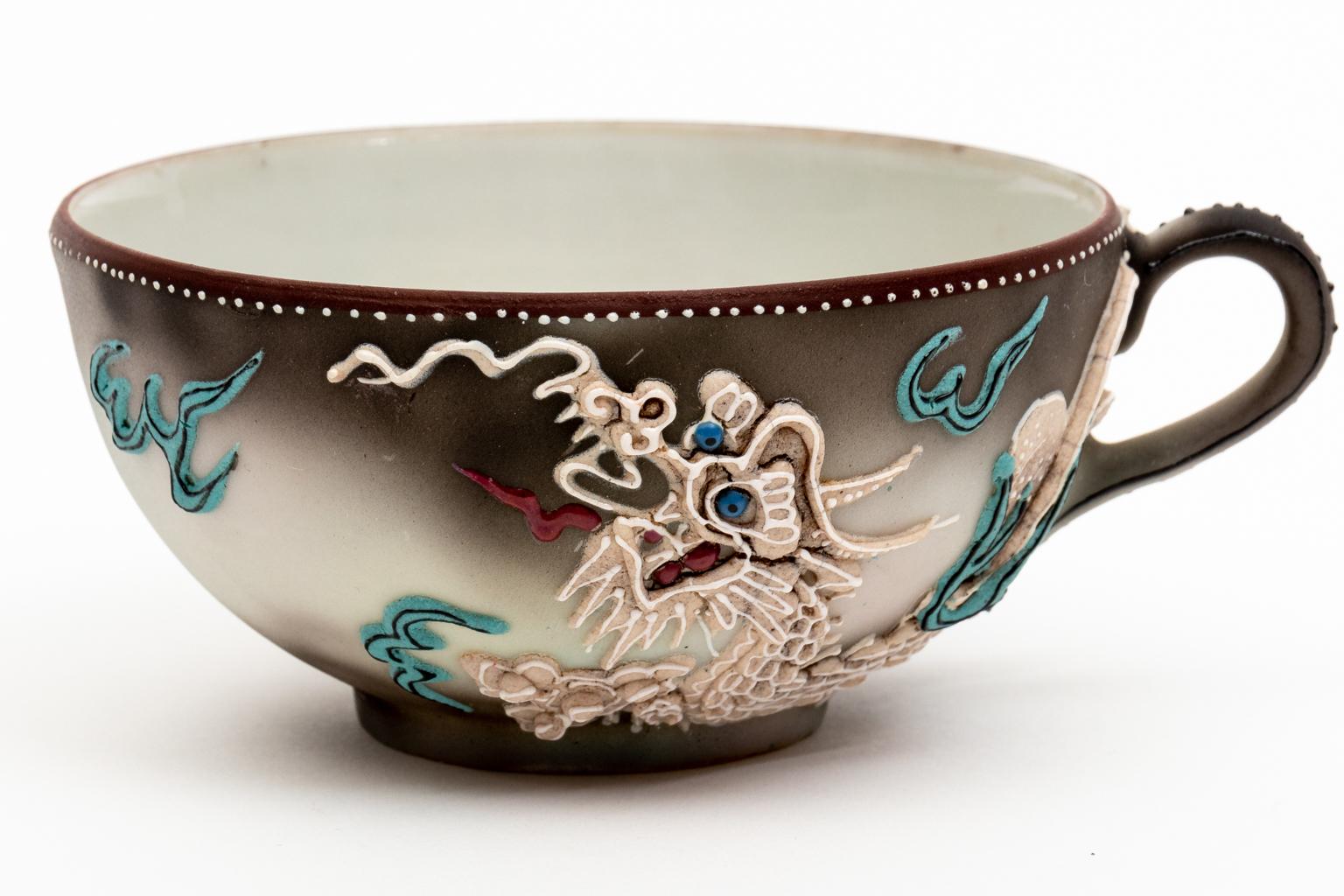 Moriage Dragon Tea Set In Good Condition For Sale In Stamford, CT