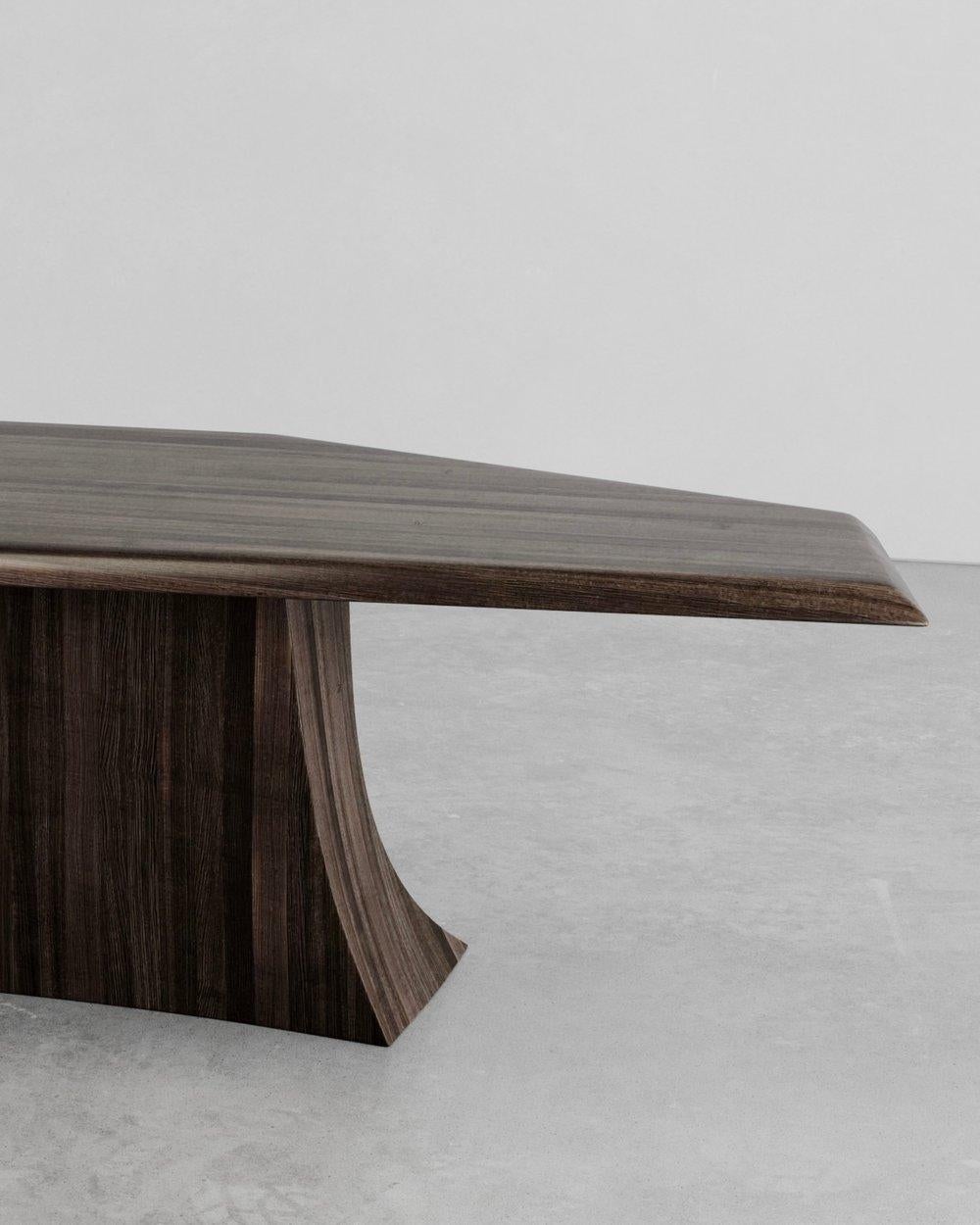 Table de salle à manger Moriah par Studio Romell Neuf - En vente à Geneve, CH