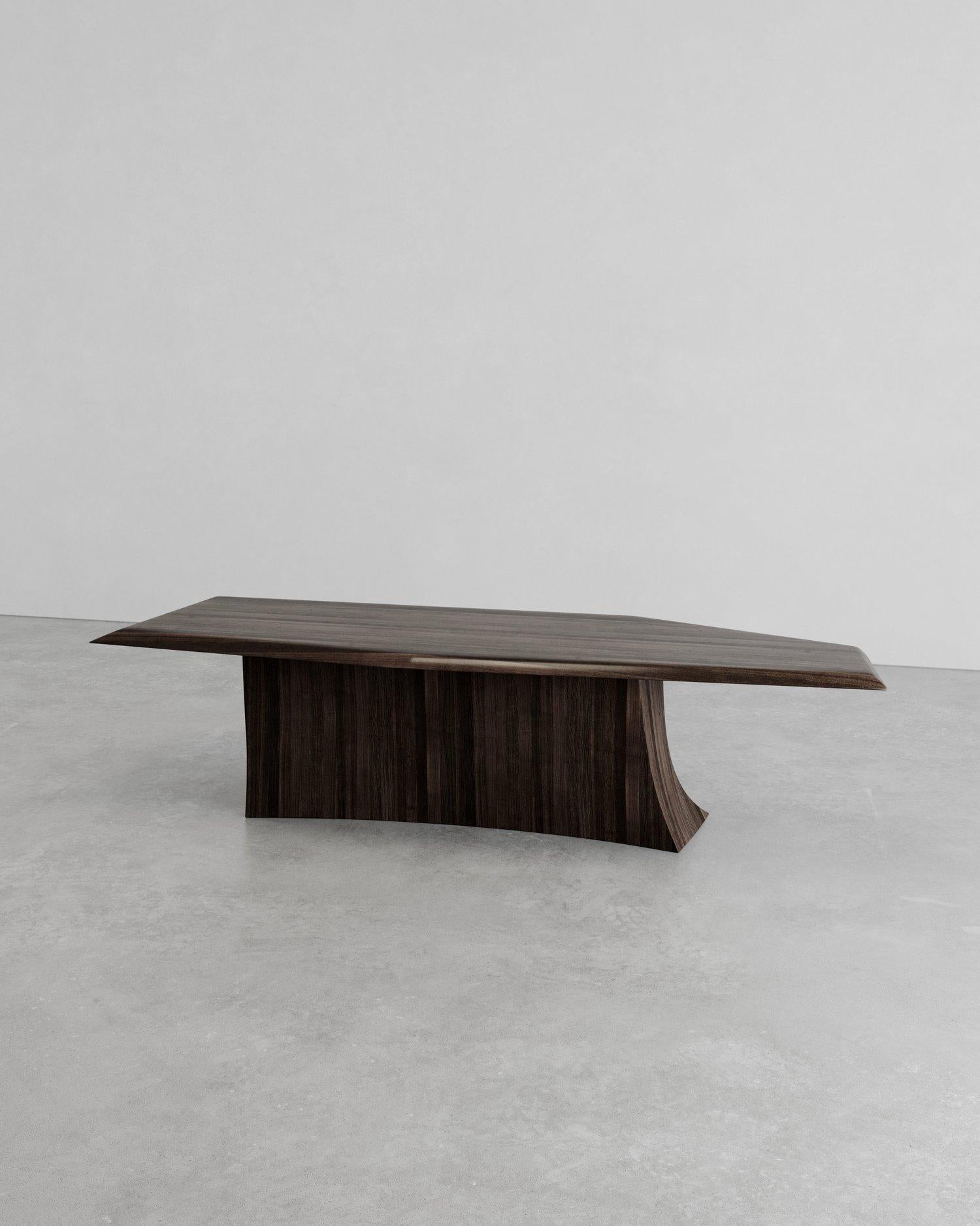 XXIe siècle et contemporain Table de salle à manger Moriah par Studio Romell en vente