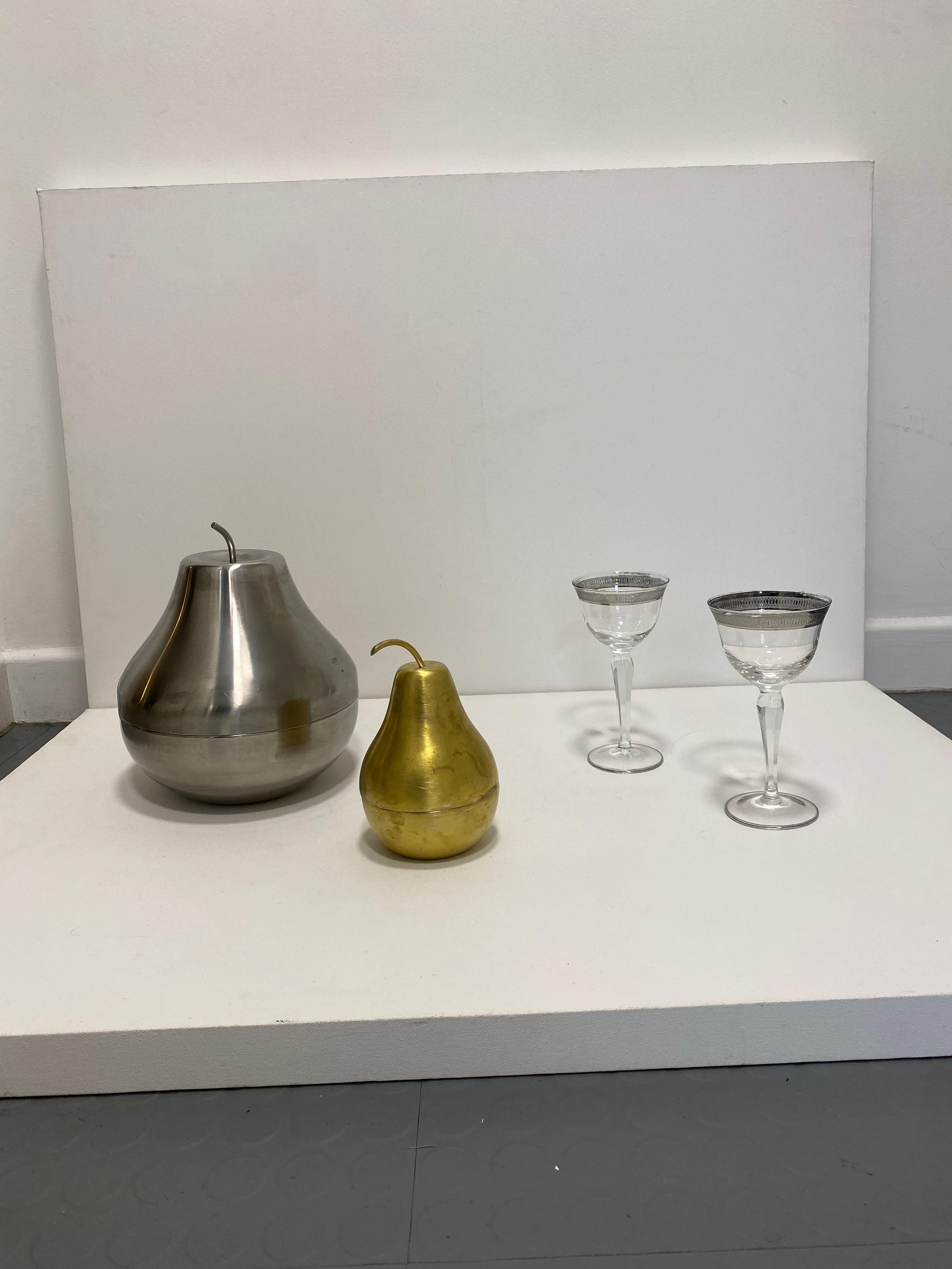Mid-Century Modern Morinox 18/10 Brushed Stainless Steel Pear Ice Bucket 1970s Drinks Vintage Italy For Sale