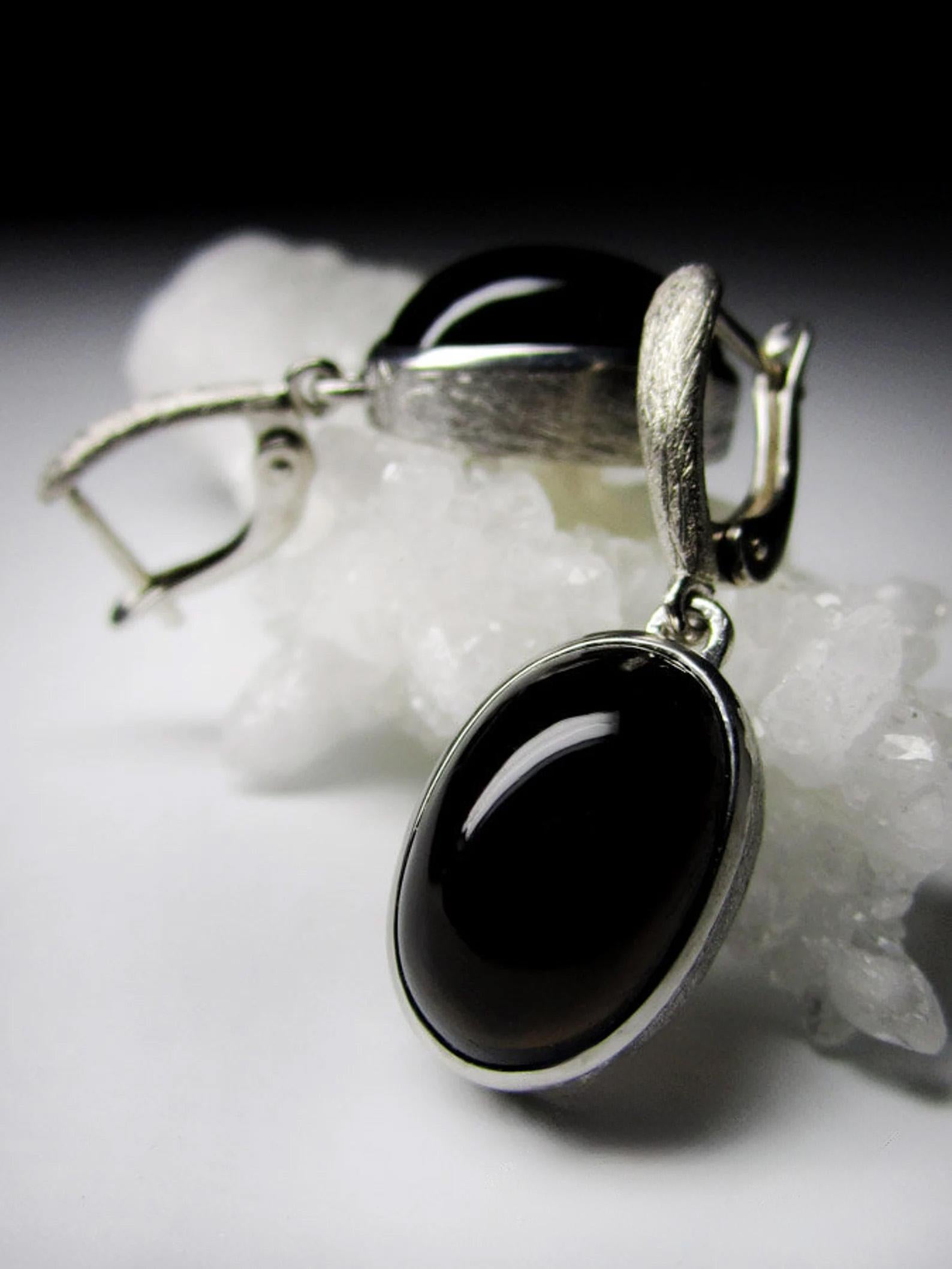 Oval Cut Morion Quartz Scratched Silver Earrings Cabochon Oval Onyx Black Color Gemstone  For Sale