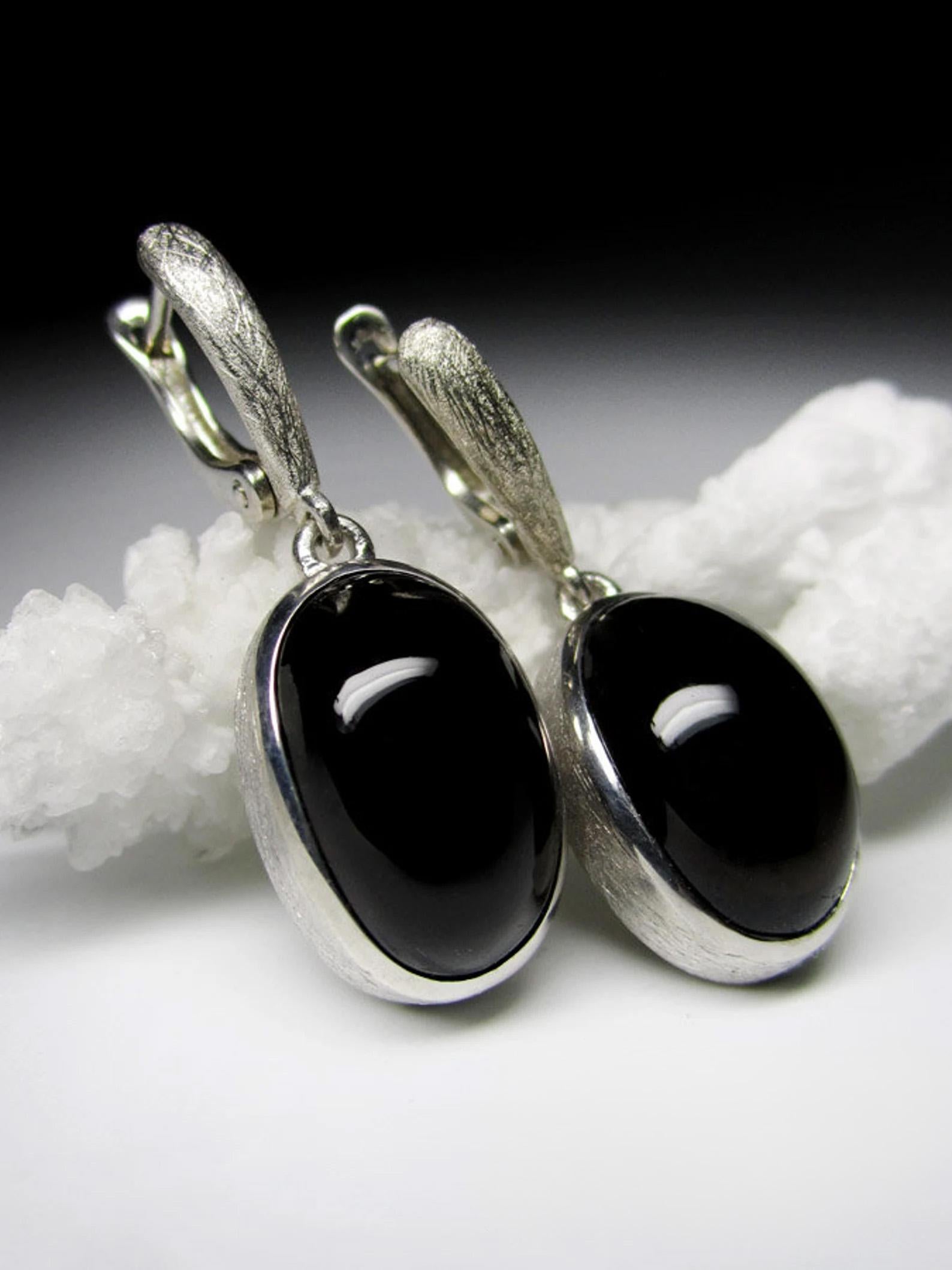 Morion Quartz Scratched Silver Earrings Cabochon Oval Onyx Black Color Gemstone  For Sale 1