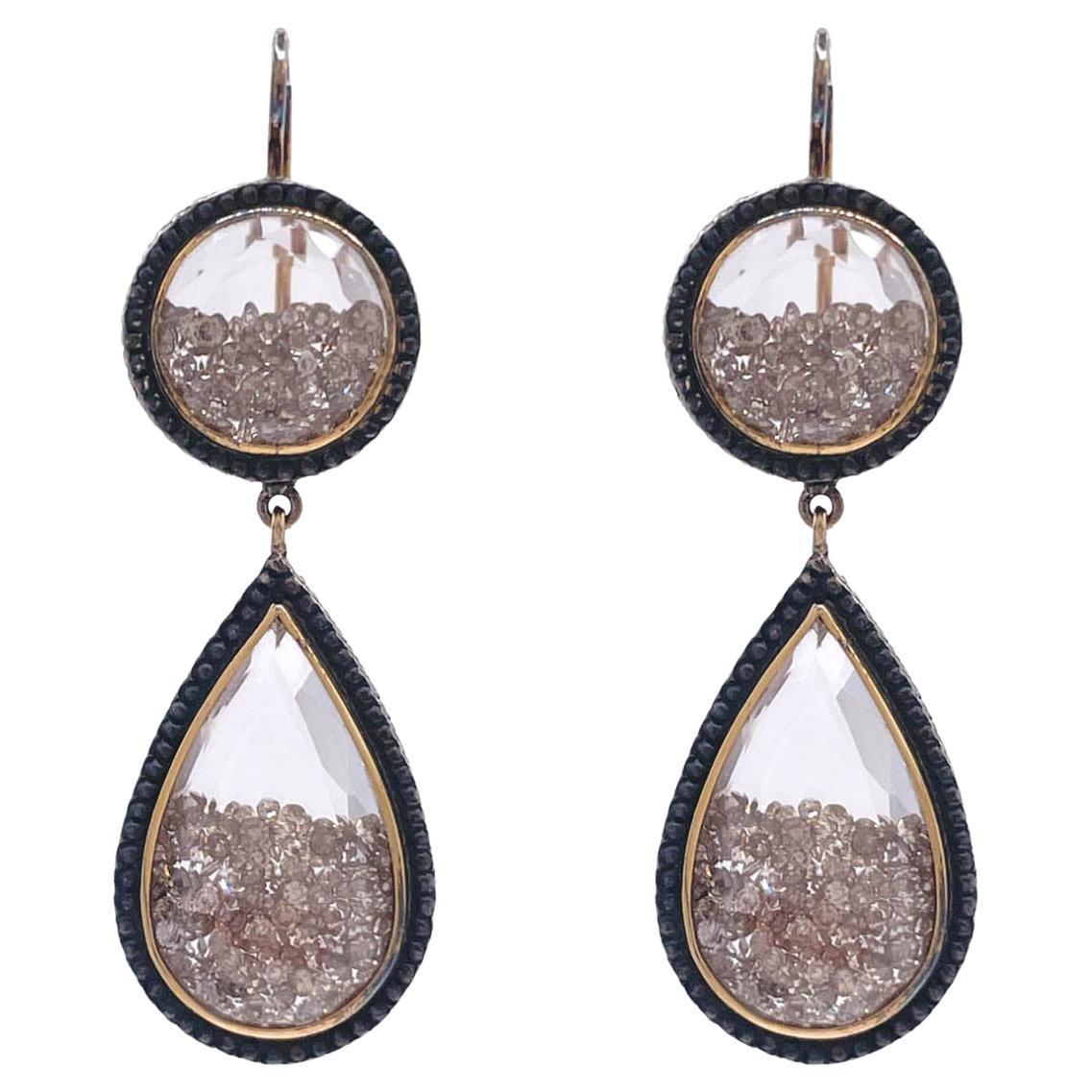 Moritz Glik, boucles d'oreilles pendantes en or jaune 18 carats, argent noirci et diamants