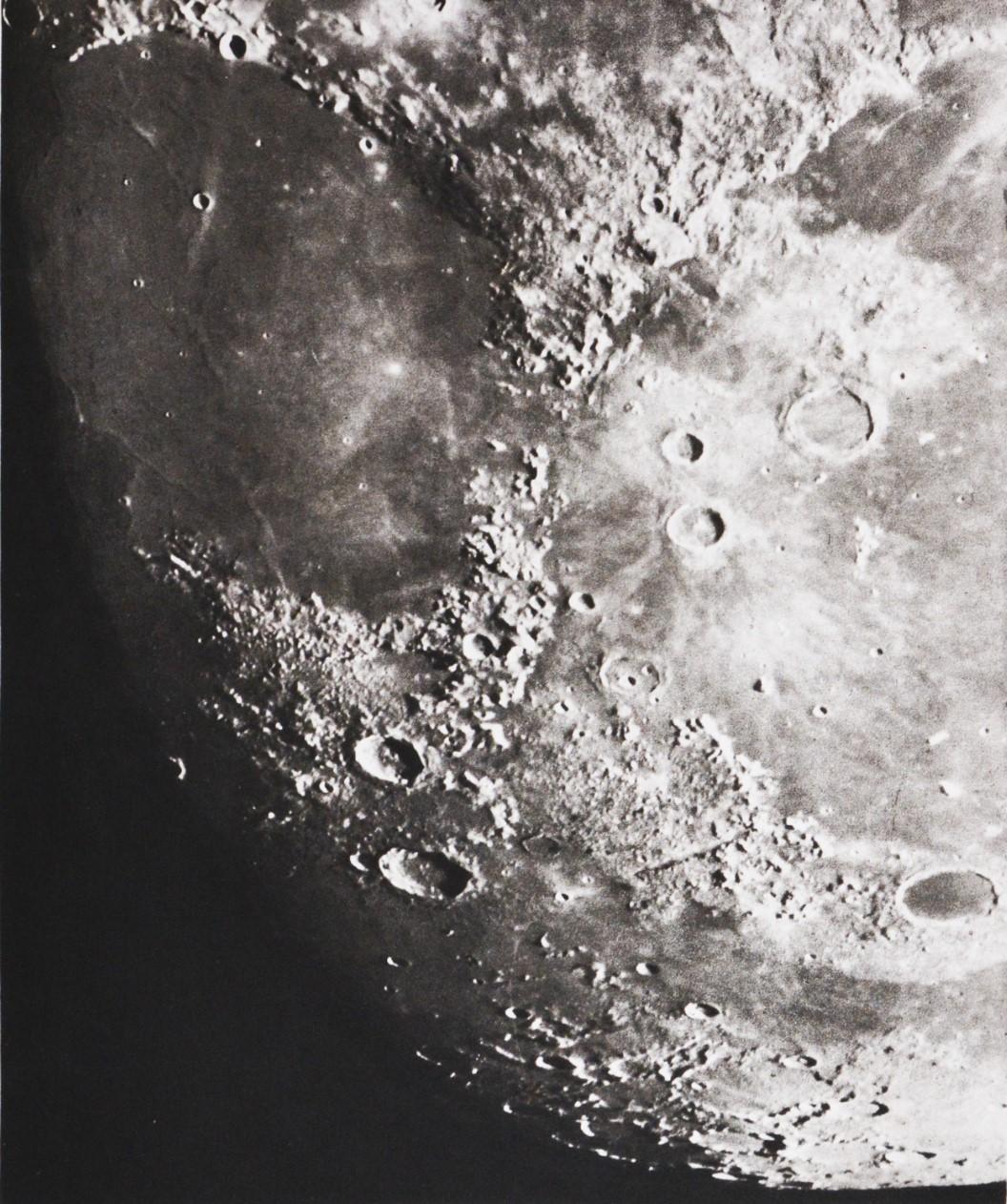 MER DE LA SÉRÉNITÉ_ARCHIMÈDE_PLATON.  - Héliogravure of the moon's surface. - Photograph by Moritz Loewy; Pierre-Henry Puiseux