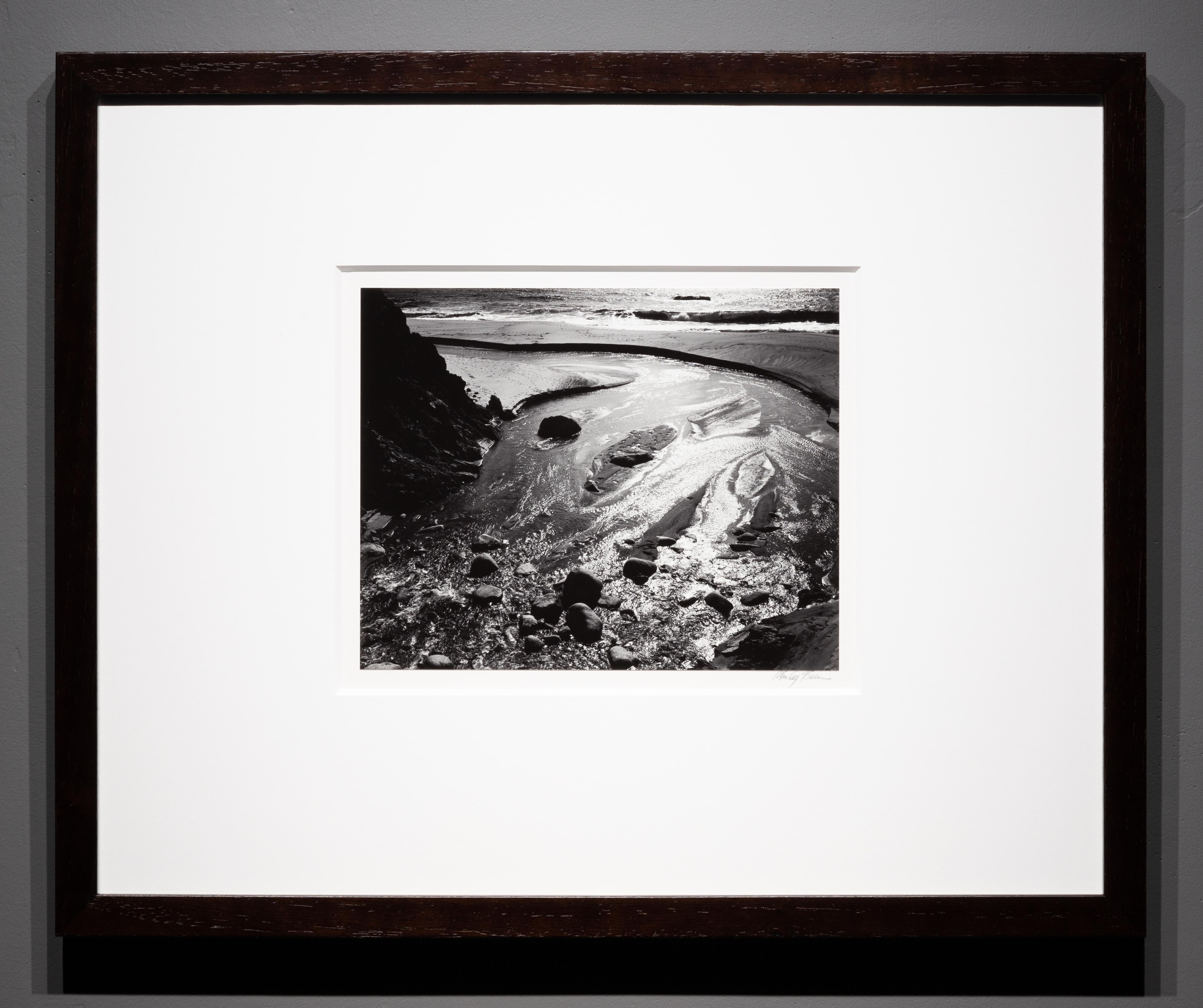 Ruisseau Doud et Surf, Garrapata - Photograph de Morley Baer