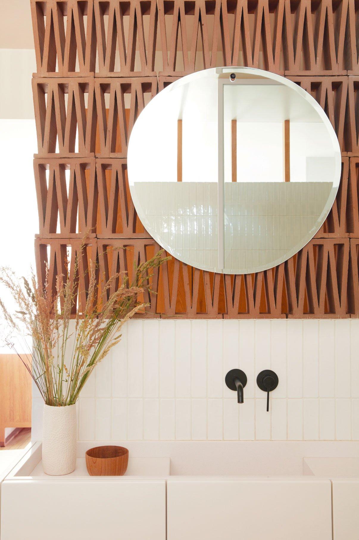Portugais Miroir Morning Bevelled 11 par M Nuance en vente