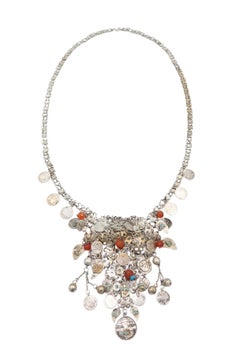 Collier amazigh (berbère) marocain en argent avec breloques en cornaline et pièces de monnaie