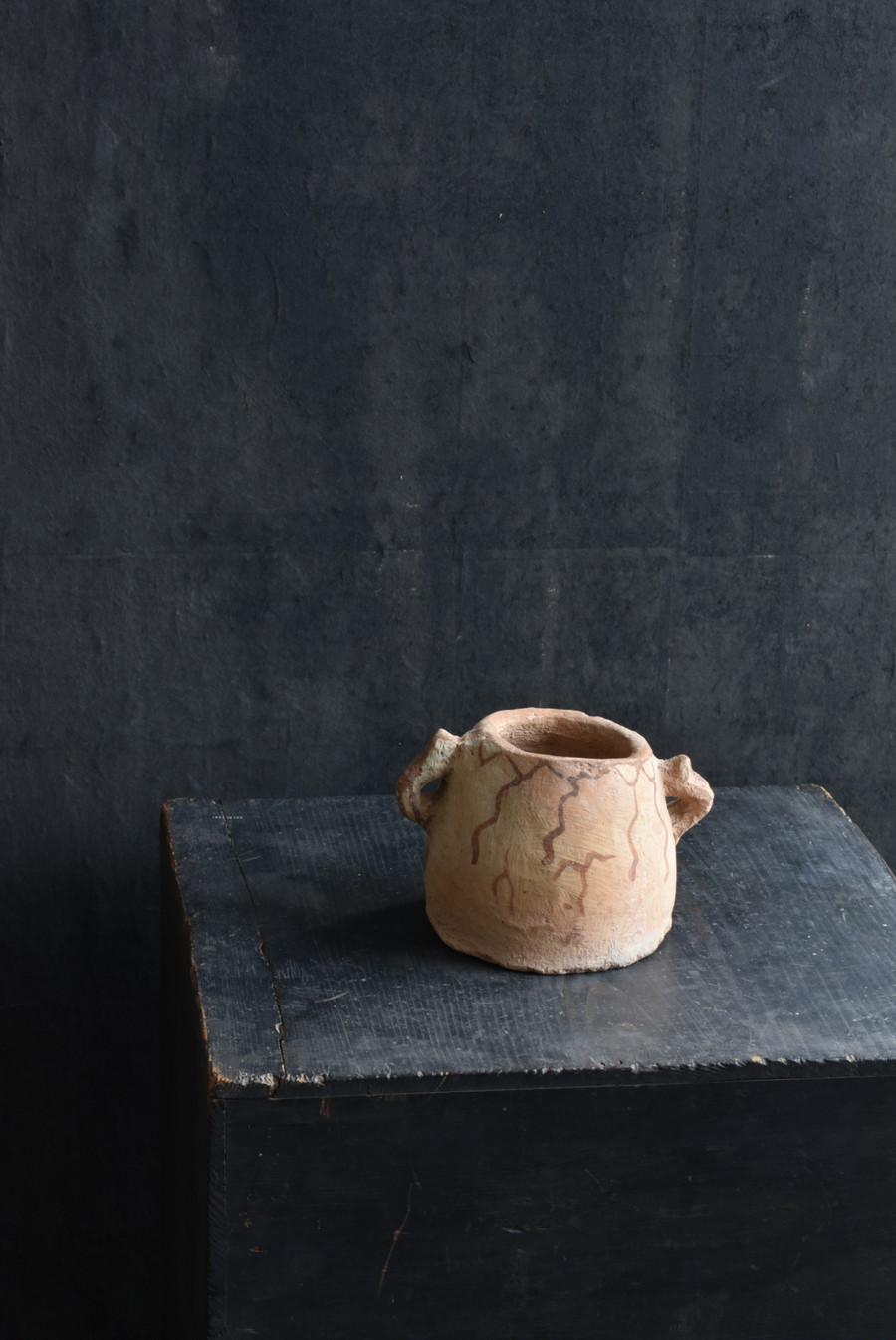 Petite jarre marocaine en poterie ancienne/avant le 19ème siècle/faïence fouillée en vente 10