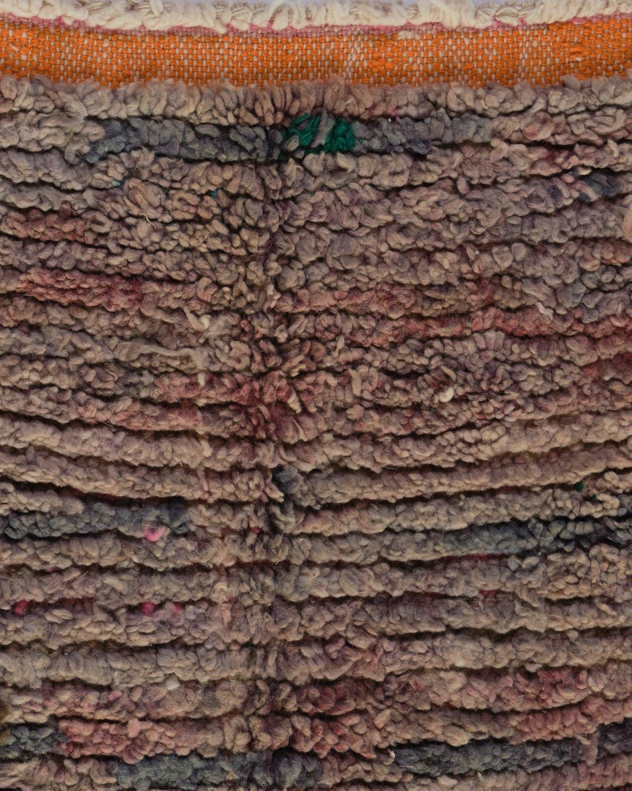 Vintage By
Handgeknüpfte gefärbte Wolle
L234 x W152 cm
