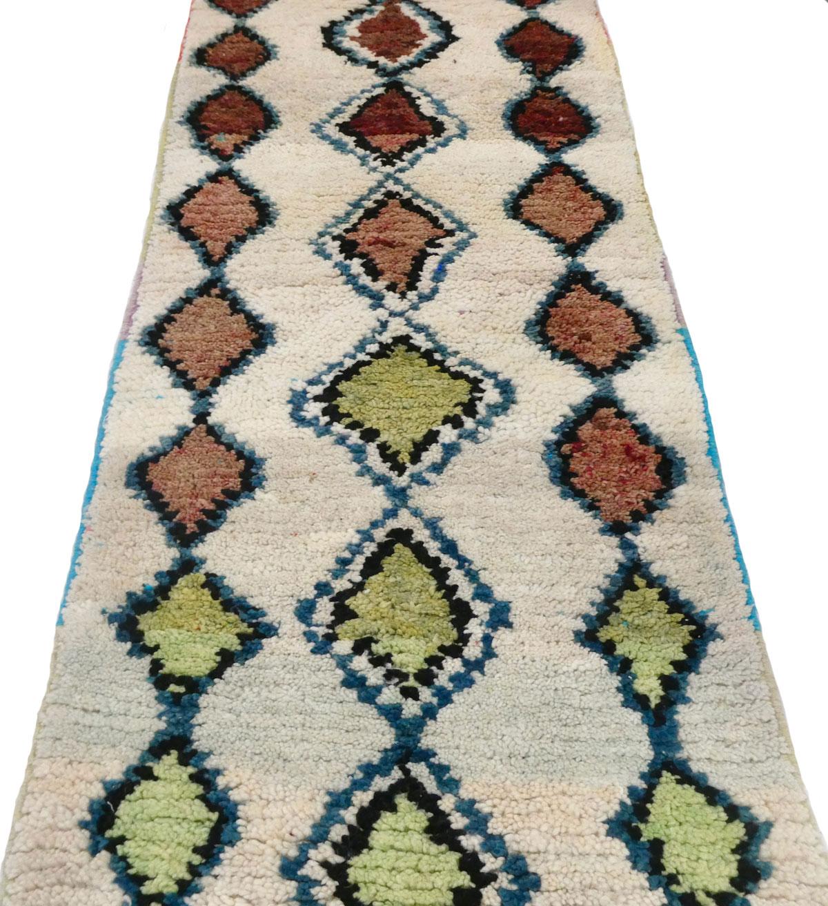 Moroccan Azilal Wool Runner  2’7 x 10’1 For Sale 3