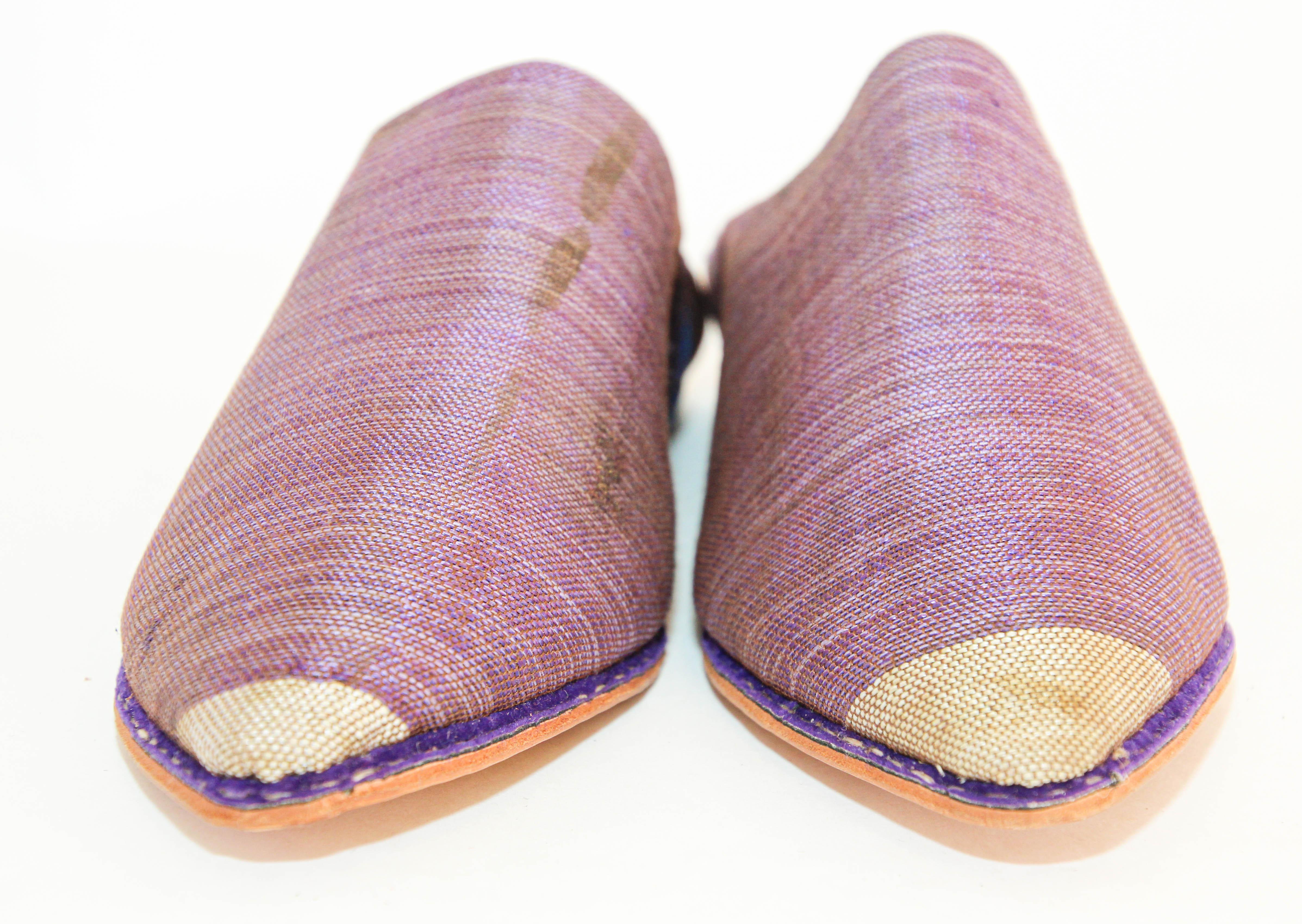 Moroccan Babouches Silk Slippers from Marrakech Pointed Flat Mules Purple For Sale 1
