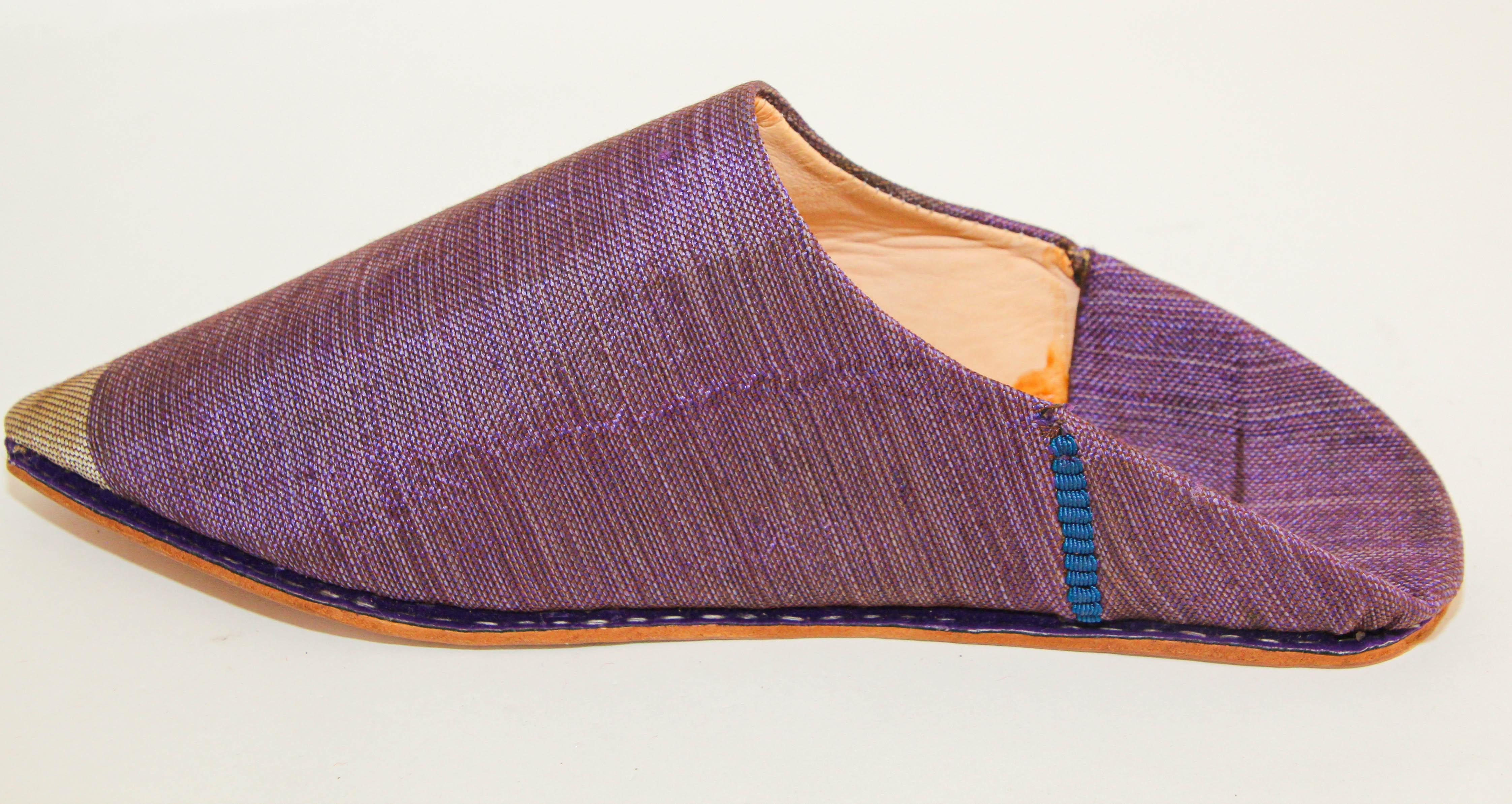 Moroccan Babouches Silk Slippers from Marrakech Pointed Flat Mules Purple For Sale 2