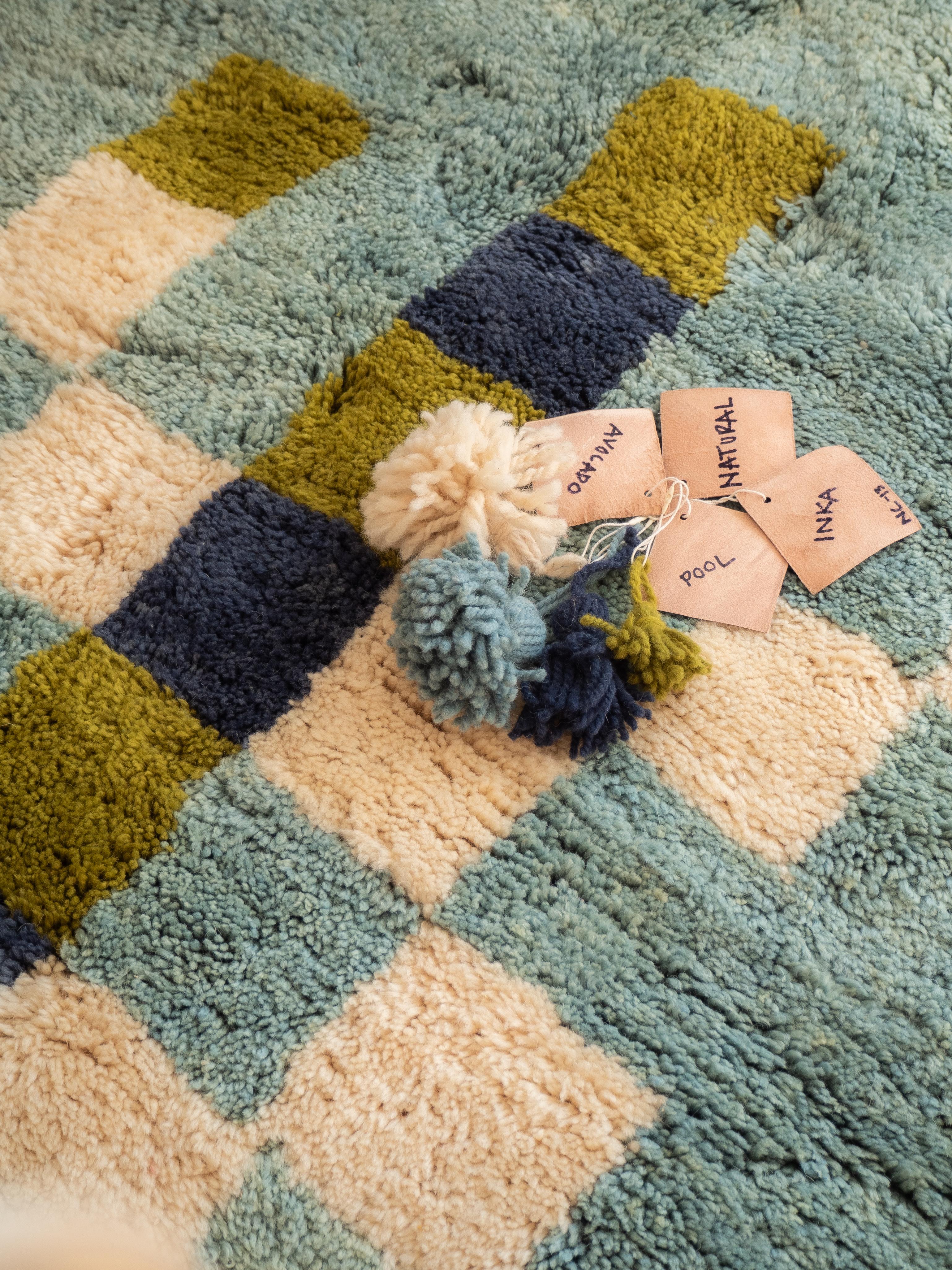 Marocain Tapis marocain à motifs en damier 4'x6', tapis en terre cuite de couleurs bleu et vert, en stock