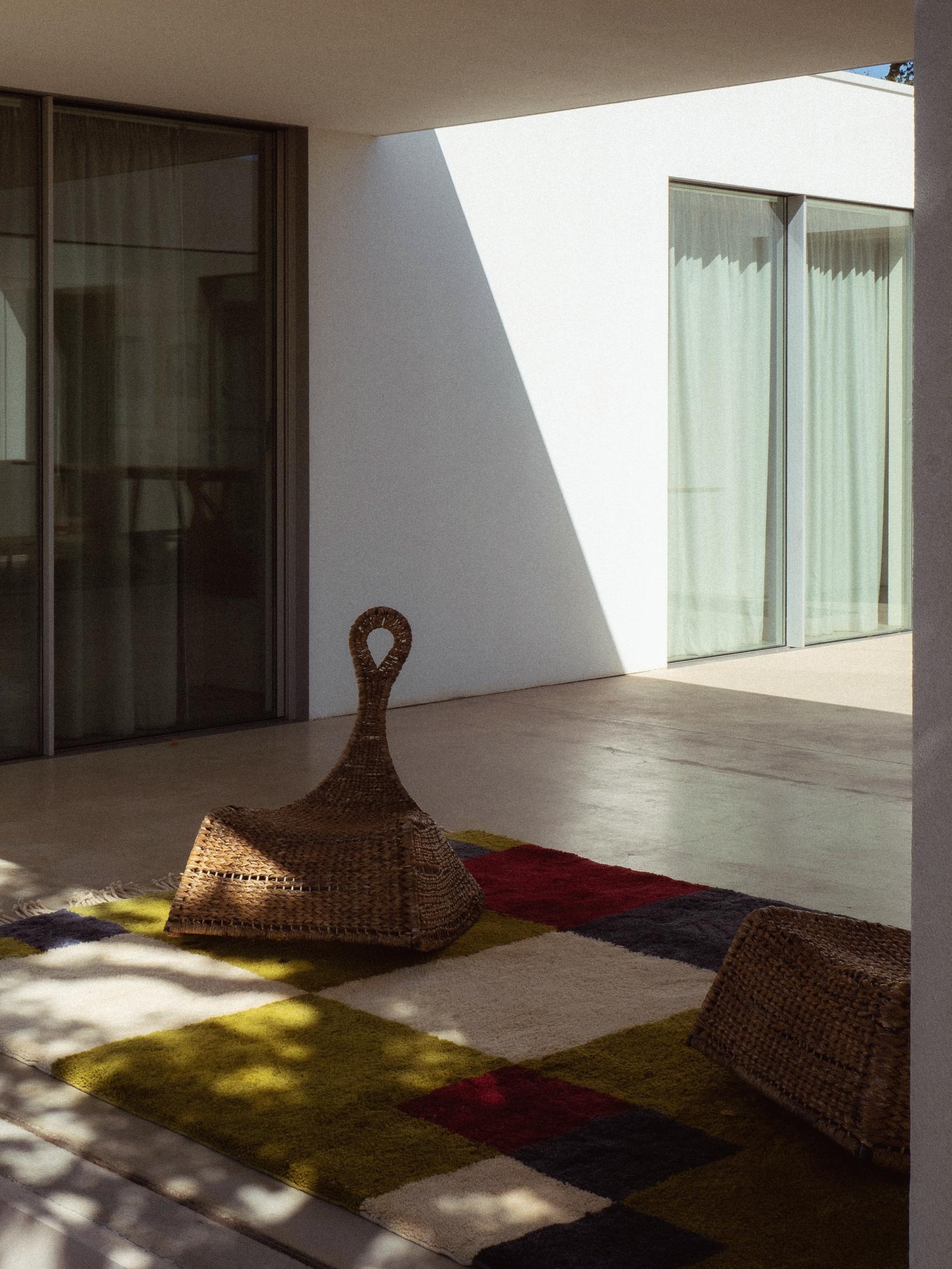 Tappeto marocchino Beni Mrirt 4'x6', Tappeto a motivi geometrici con quadrati, CUSTOM MADE in vendita 2