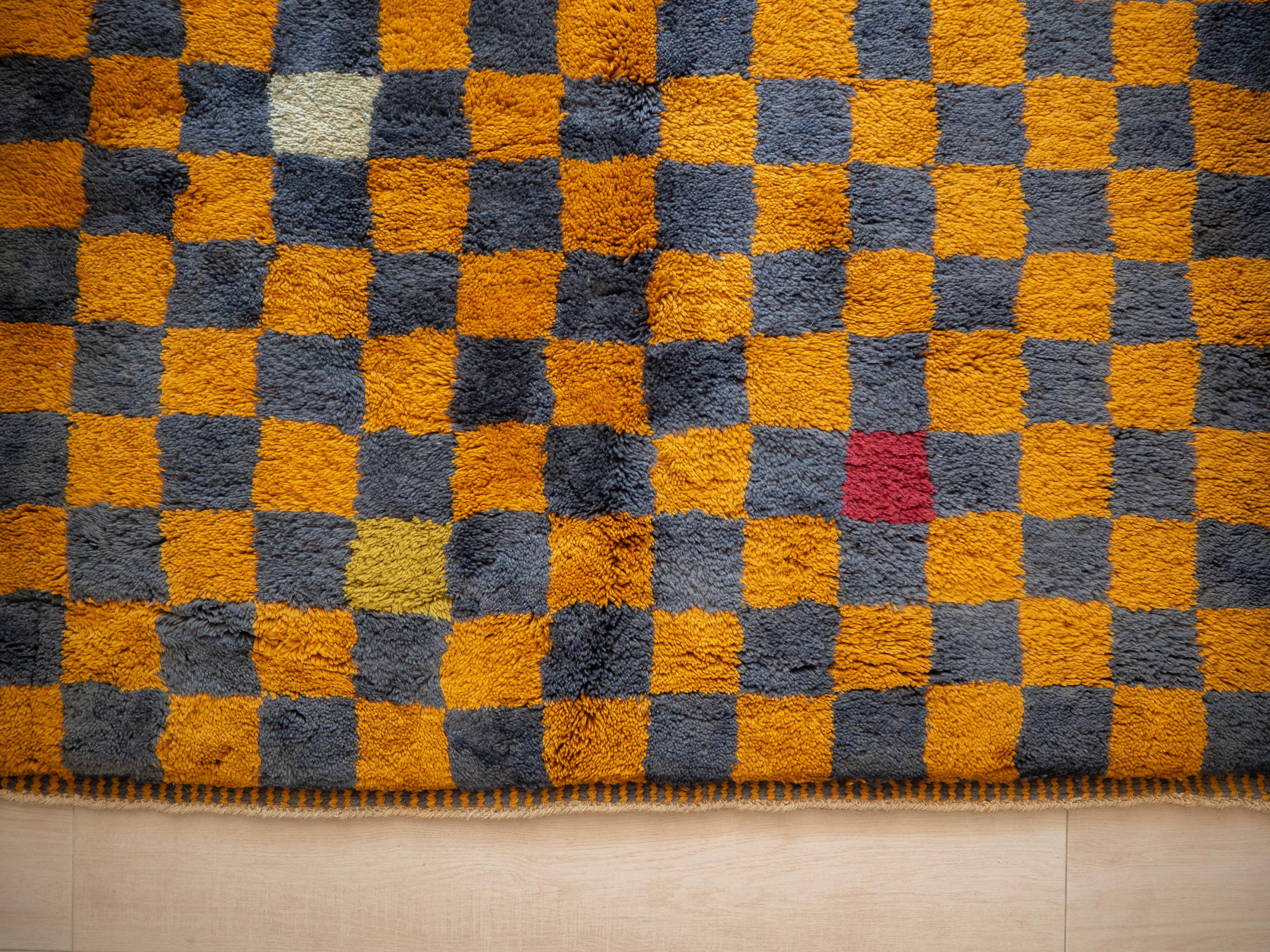 Laine Tapis marocain à motifs en damier 5.2'x6.7', Tapis Modernity, En stock en vente