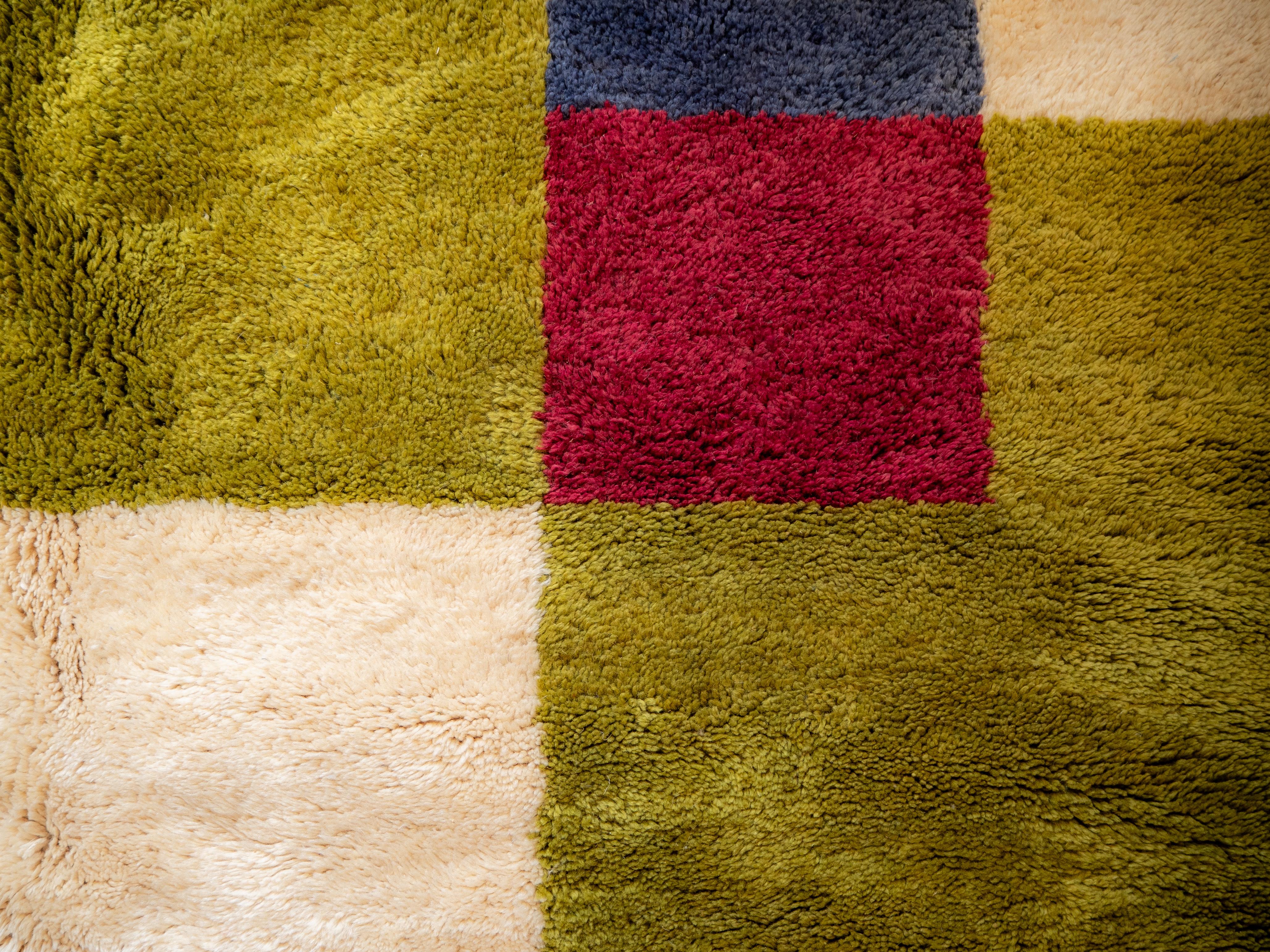 Moroccan Beni Mrirt rug 5'x7’, Modern Geometric Pattern Berber rug, Custom-made For Sale 1