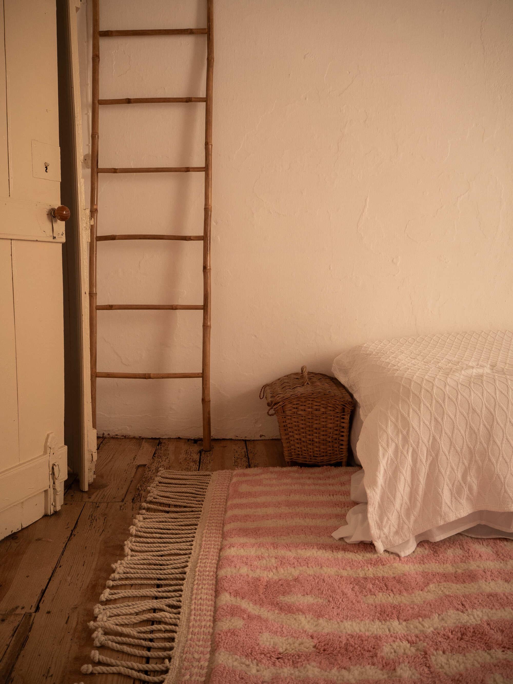Moroccan Beni Mrirt rug 9’x12', Modern Dusty Pink Color rug, Custom-made For Sale 3