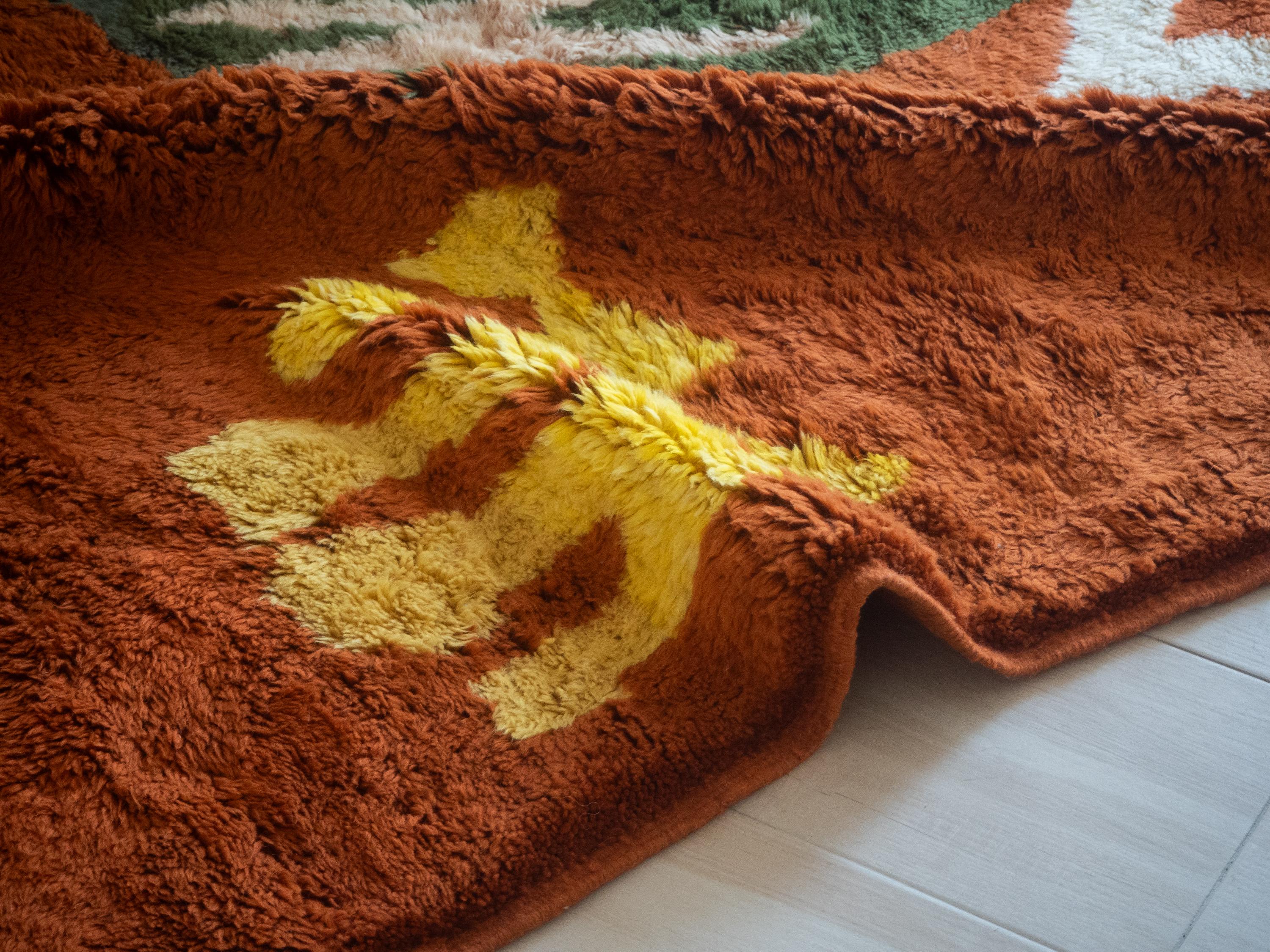 Marokkanischer Beni Mrirt-Teppich, Art-Déco-Muster Berberteppich, maßgefertigt (Handgeknüpft) im Angebot