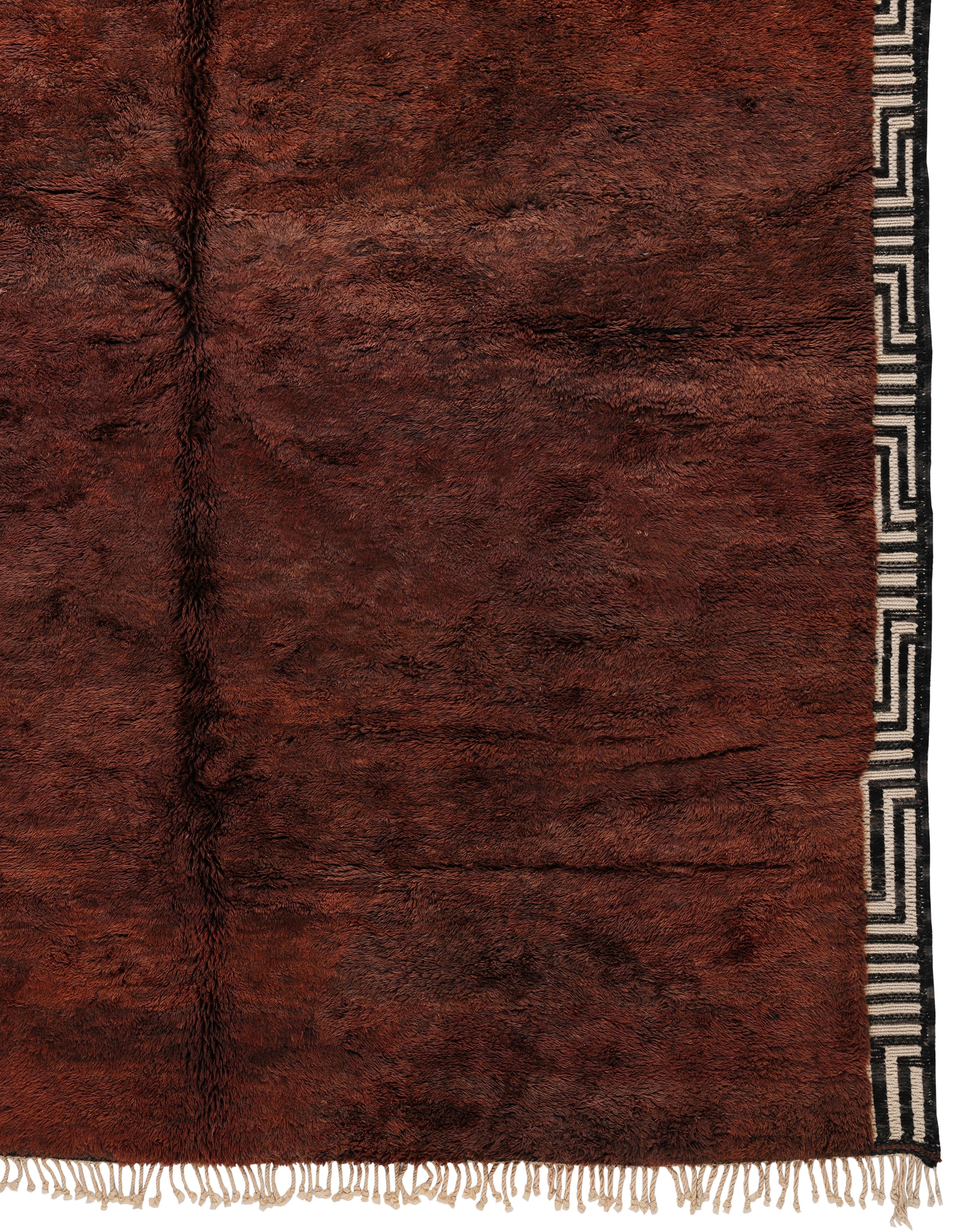 Alfombra marroquí Beni Mrirt - Lana terracota con motivo de bordes tribales en venta 1