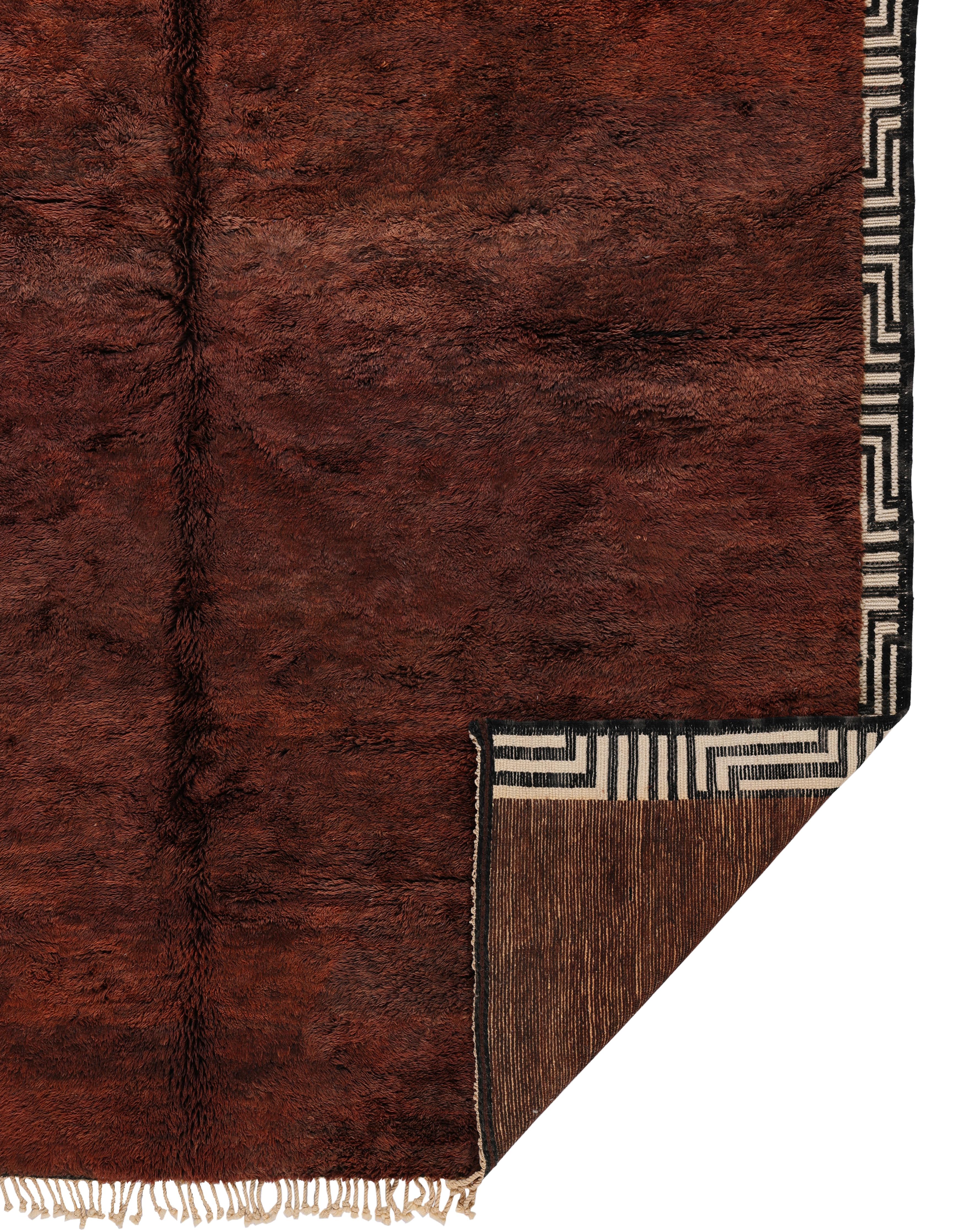 Alfombra marroquí Beni Mrirt - Lana terracota con motivo de bordes tribales en venta 2